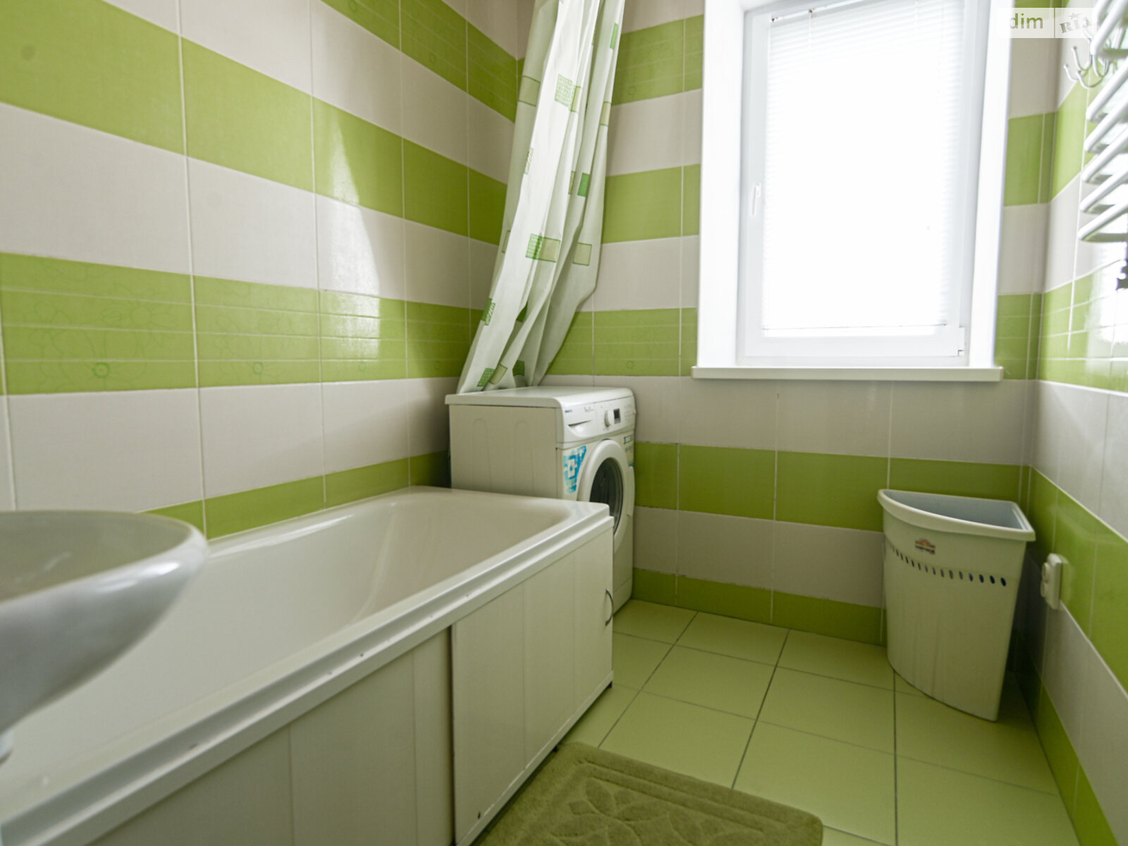 Продаж двокімнатної квартири в Рівному, на вул. Соборна 63, район Центр фото 1 Продаж двокімнатної квартири в Рівному, на вул. Соборна 63, район Центр фото 1