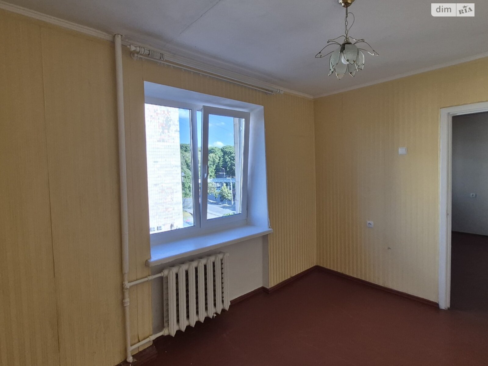Продажа трехкомнатной квартиры в Ровно, на ул. Соборная 36, район Центр фото 1 Продажа трехкомнатной квартиры в Ровно, на ул. Соборная 36, район Центр фото 1