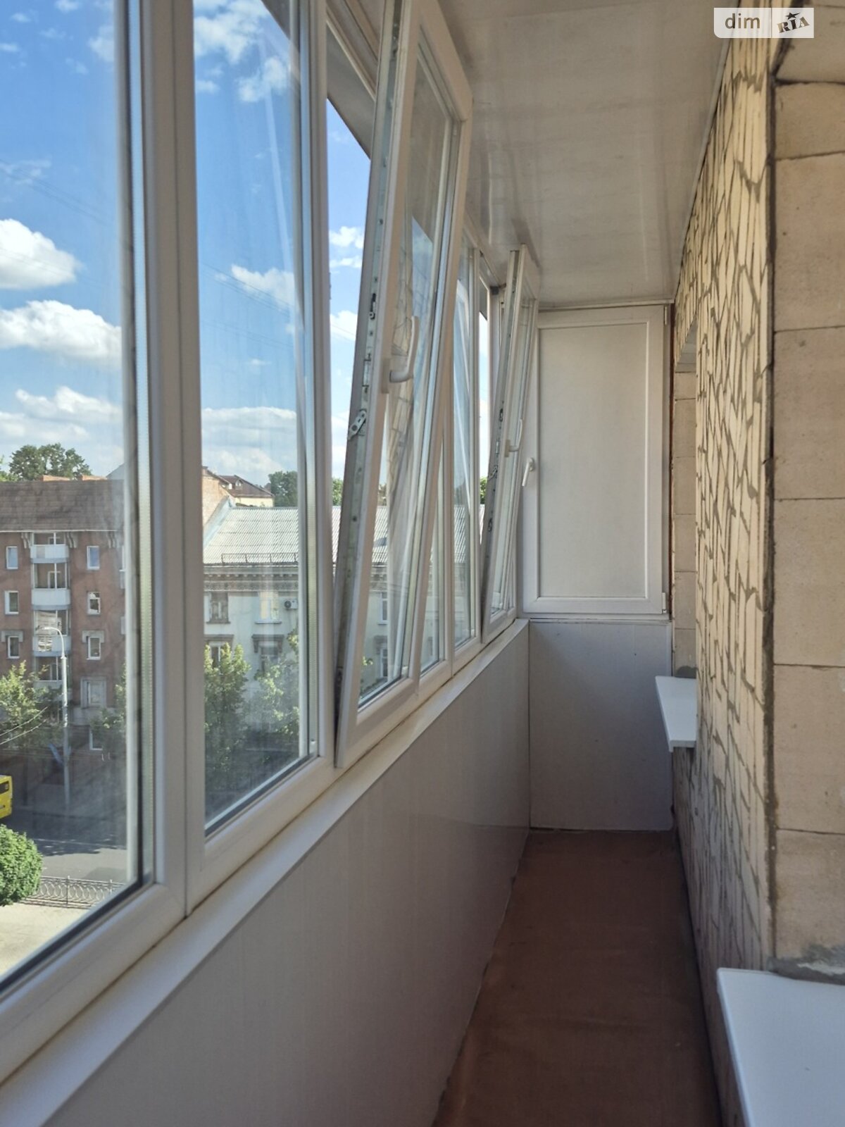 Продажа трехкомнатной квартиры в Ровно, на ул. Соборная 36, район Центр фото 1 Продажа трехкомнатной квартиры в Ровно, на ул. Соборная 36, район Центр фото 1