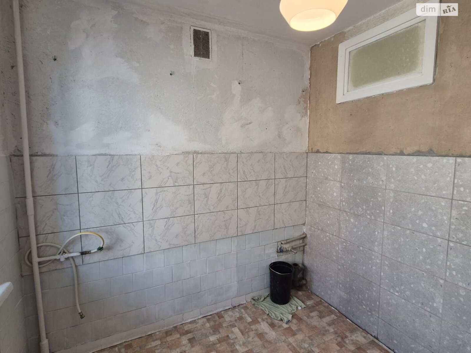 Продажа трехкомнатной квартиры в Ровно, на ул. Соборная 36, район Центр фото 1 Продажа трехкомнатной квартиры в Ровно, на ул. Соборная 36, район Центр фото 1