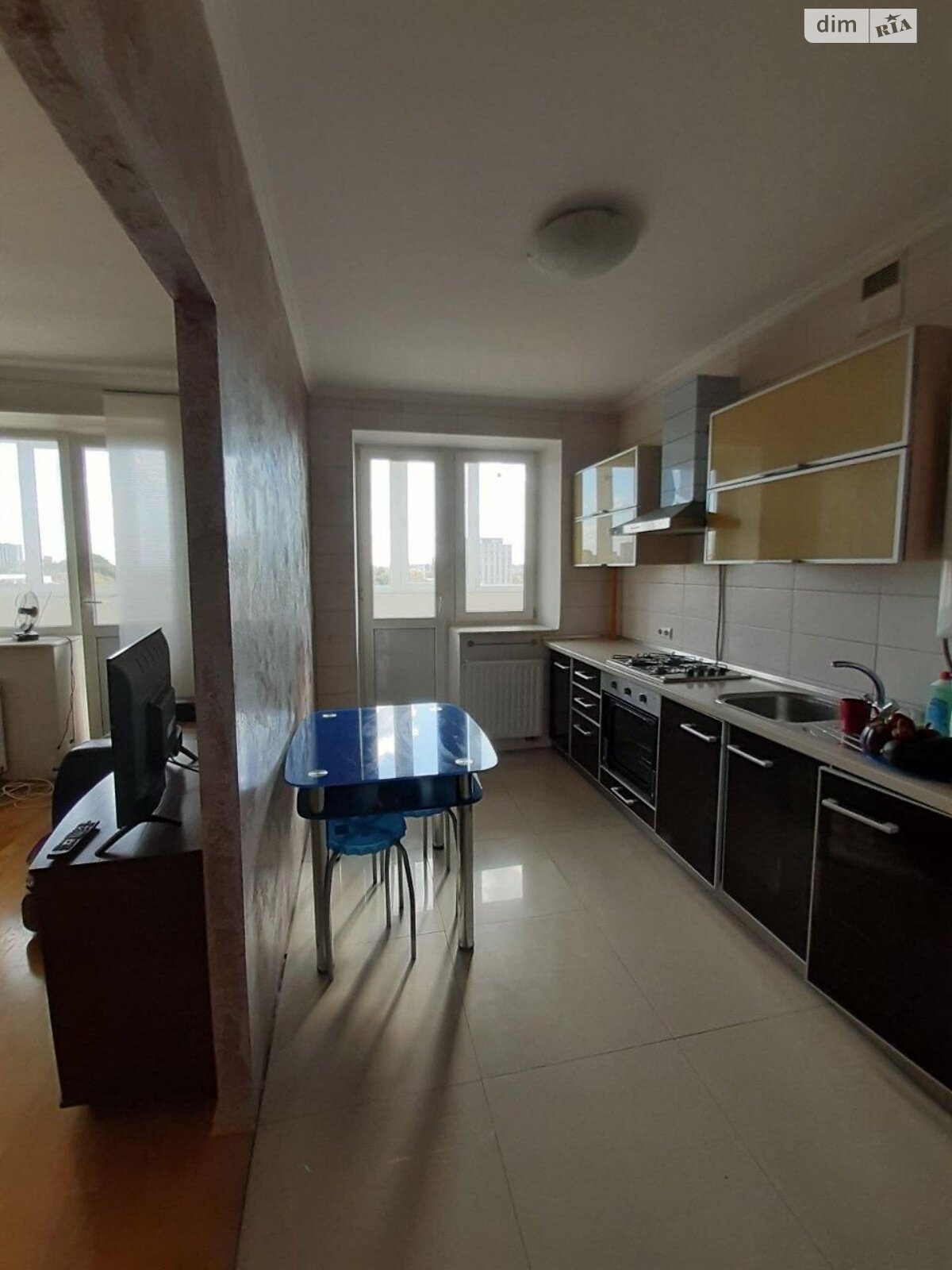 Продажа четырехкомнатной квартиры в Ровно, на ул. Соборная 63, район Центр фото 1 Продажа четырехкомнатной квартиры в Ровно, на ул. Соборная 63, район Центр фото 1