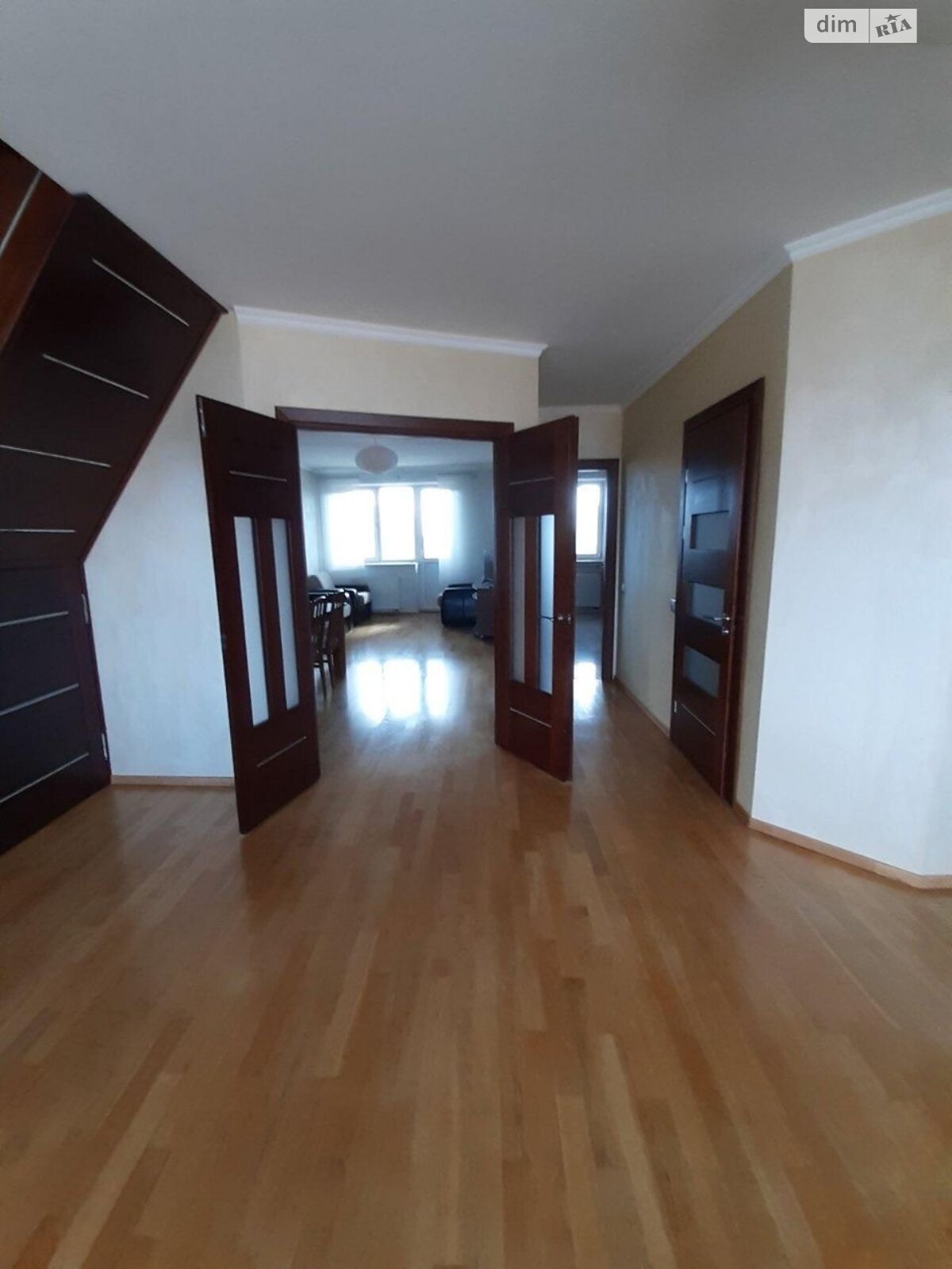 Продажа четырехкомнатной квартиры в Ровно, на ул. Соборная 63, район Центр фото 1 Продажа четырехкомнатной квартиры в Ровно, на ул. Соборная 63, район Центр фото 1