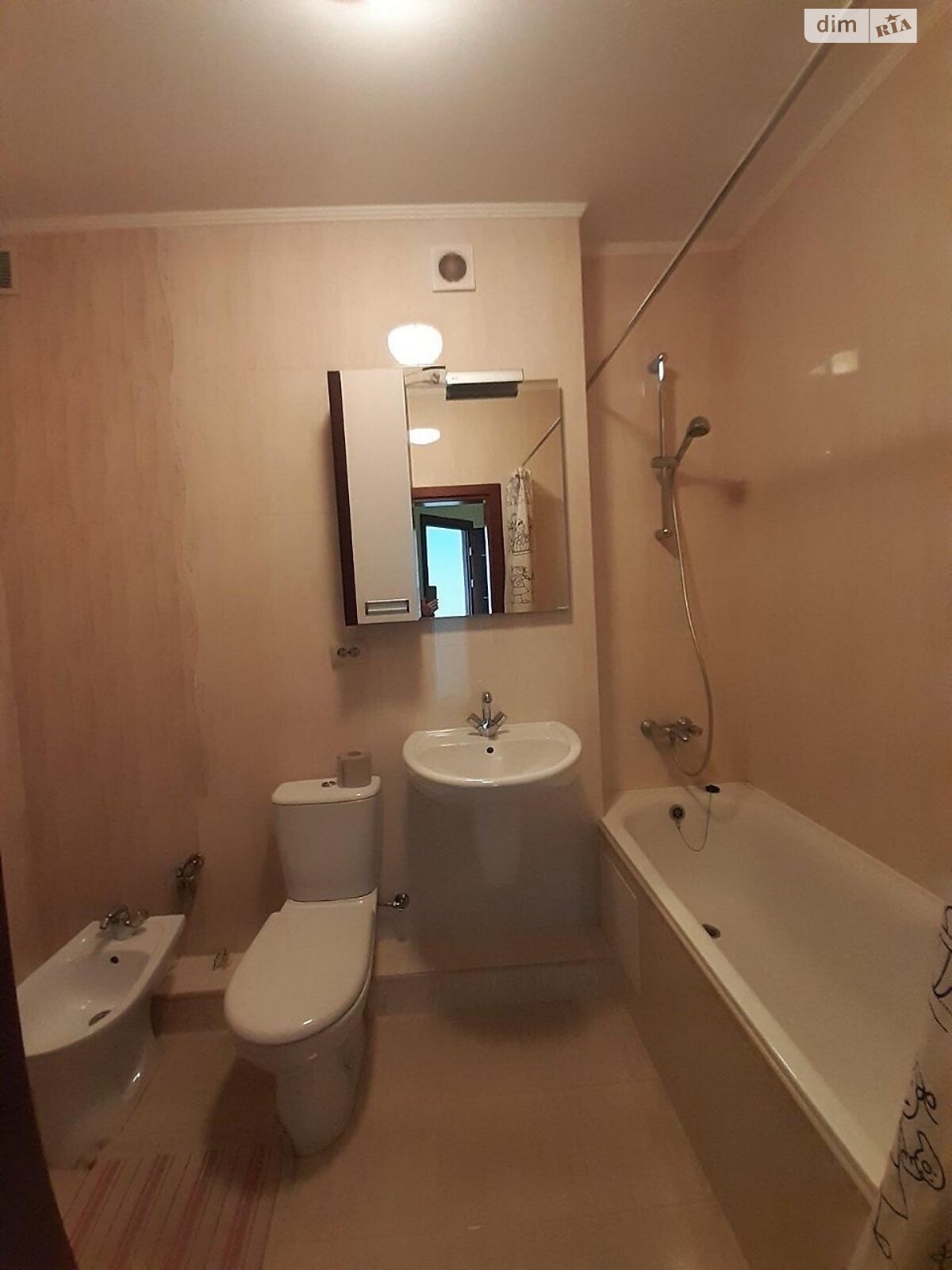 Продажа четырехкомнатной квартиры в Ровно, на ул. Соборная 63, район Центр фото 1 Продажа четырехкомнатной квартиры в Ровно, на ул. Соборная 63, район Центр фото 1