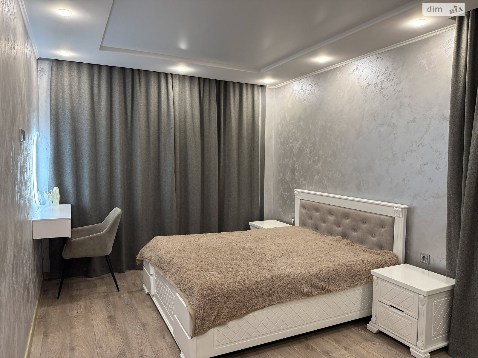 Продажа двухкомнатной квартиры в Ровно, на ул. Соборная, район Центр фото 1 Продажа двухкомнатной квартиры в Ровно, на ул. Соборная, район Центр фото 1