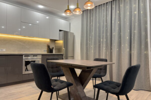 Продажа однокомнатной квартиры в Ровно, на ул. Соборная 16, район Центр фото 2