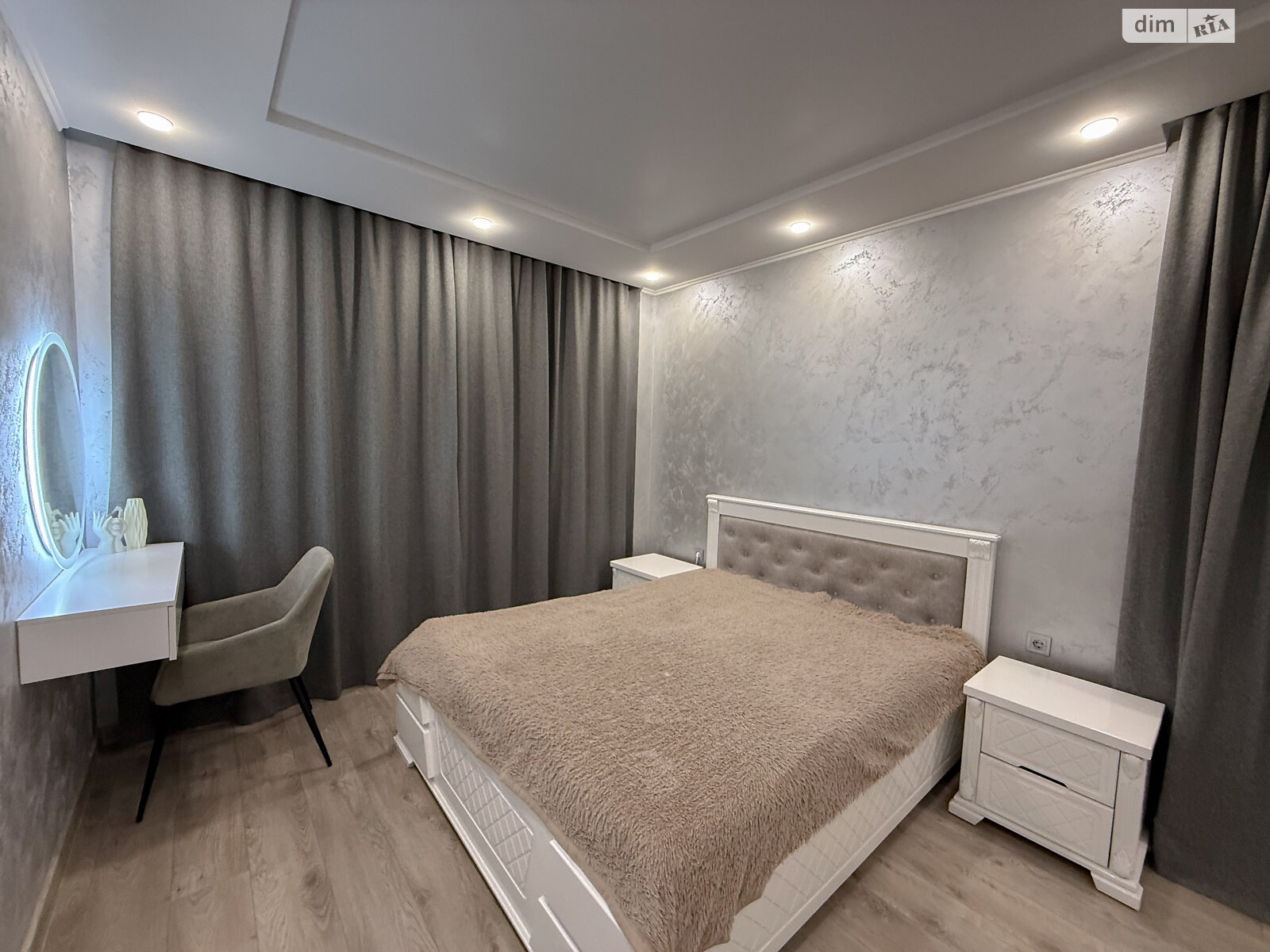 Продажа однокомнатной квартиры в Ровно, на ул. Соборная 16, кв. 9, район Центр фото 1