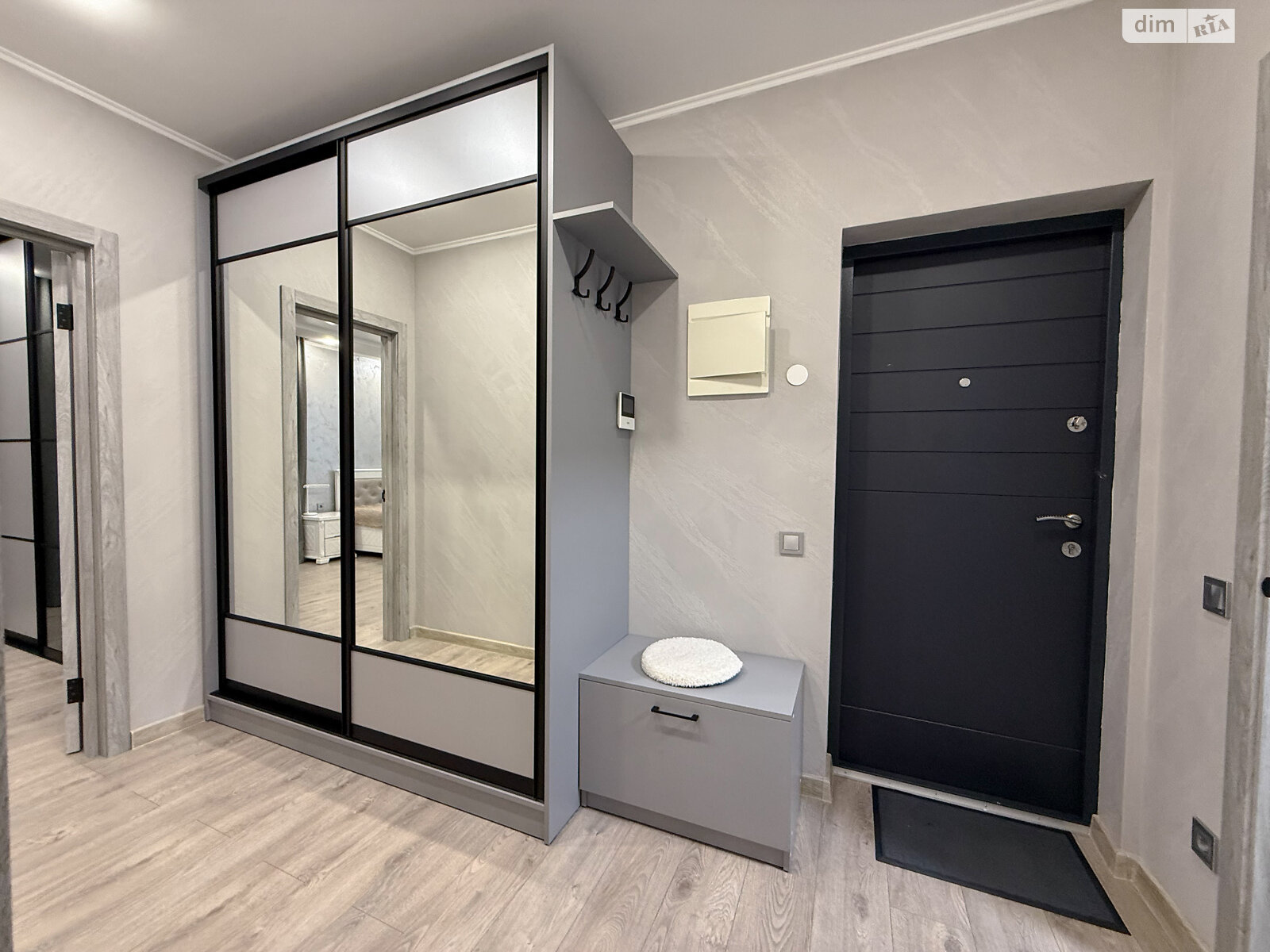 Продажа однокомнатной квартиры в Ровно, на ул. Соборная 16, кв. 9, район Центр фото 1