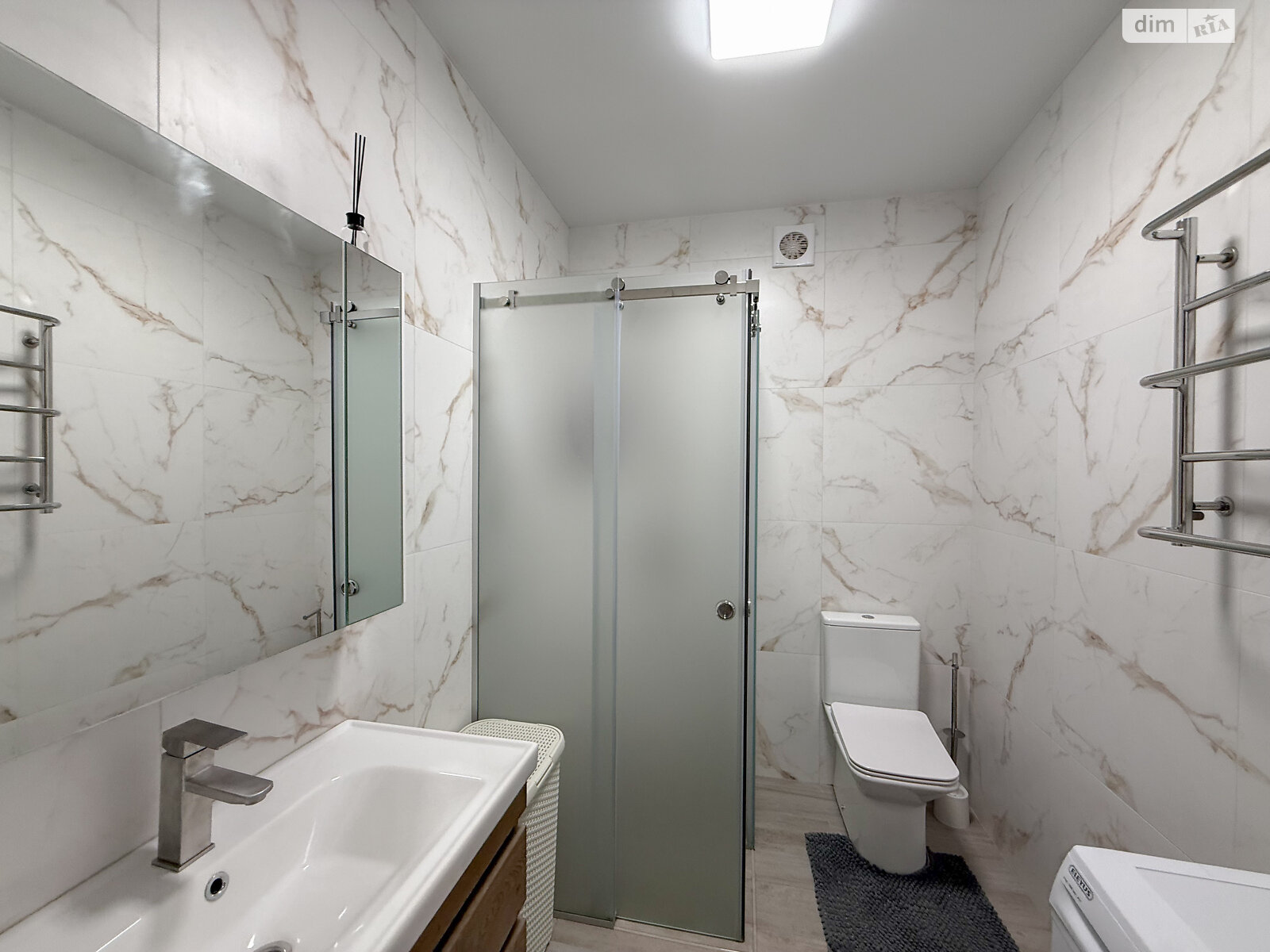 Продажа однокомнатной квартиры в Ровно, на ул. Соборная 16, кв. 9, район Центр фото 1