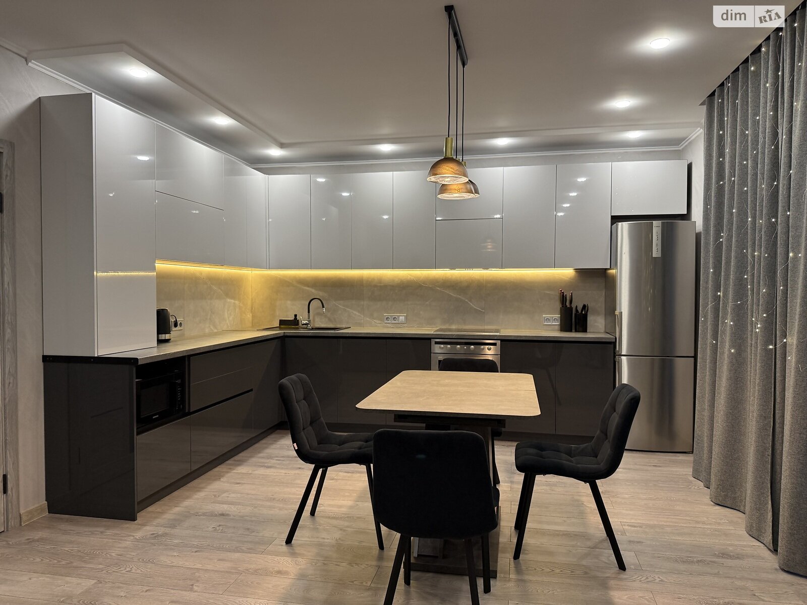 Продажа однокомнатной квартиры в Ровно, на ул. Соборная 16, район Центр фото 1