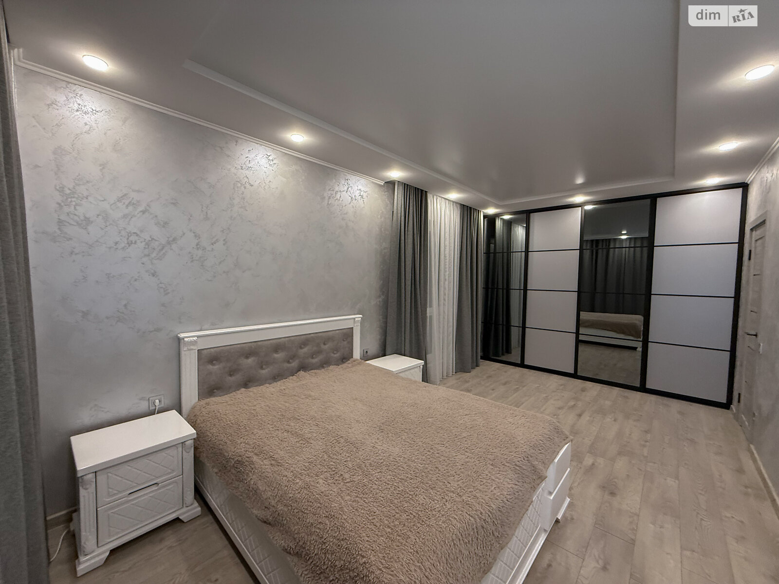 Продажа однокомнатной квартиры в Ровно, на ул. Соборная 16, район Центр фото 1