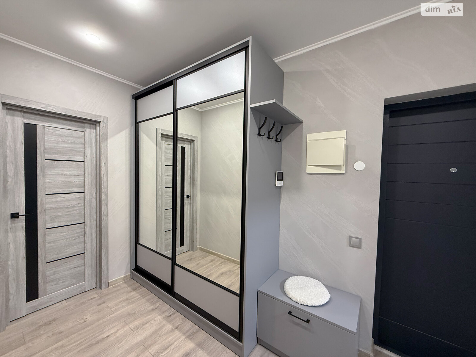 Продажа однокомнатной квартиры в Ровно, на ул. Соборная 16, район Центр фото 1