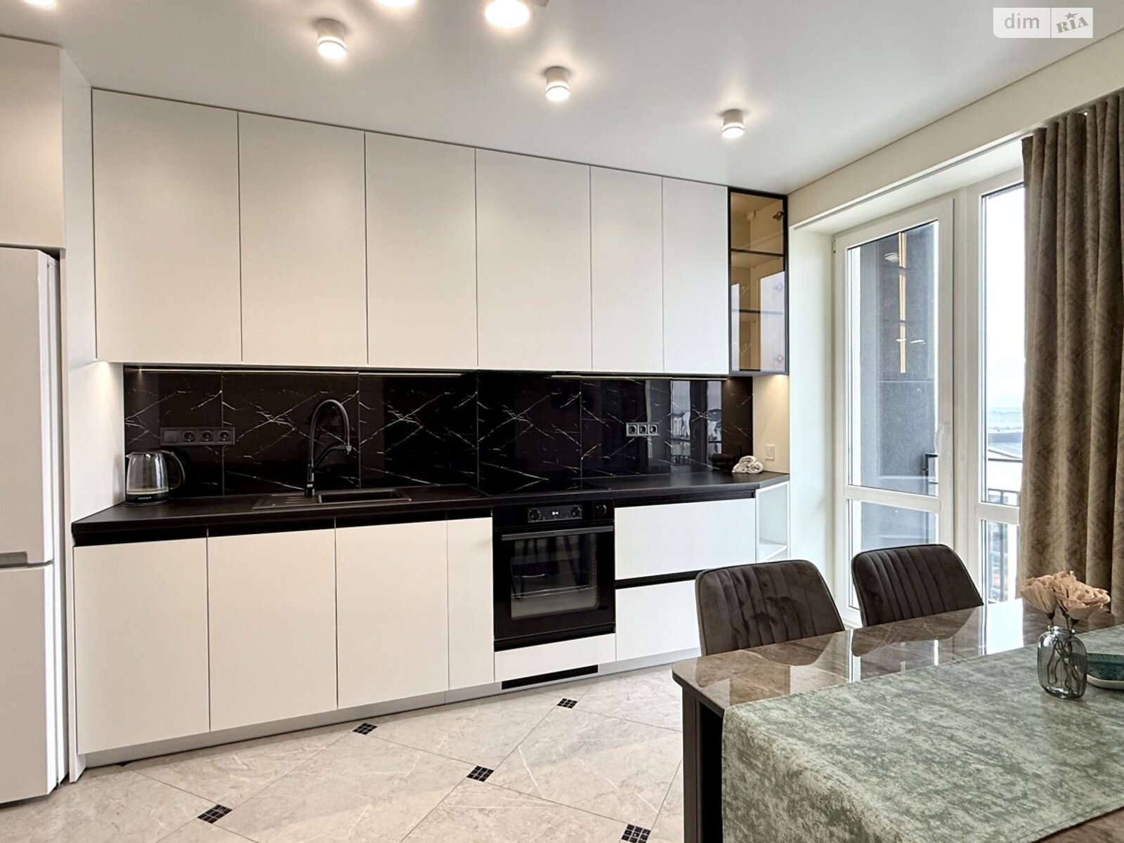 Продажа однокомнатной квартиры в Ровно, на ул. Соловьиная 19, кв. 22, район Центр фото 1