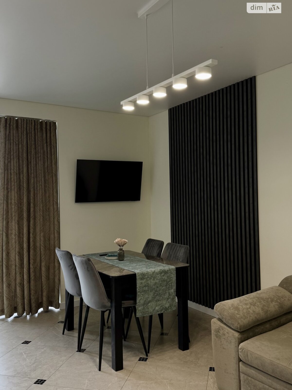 Продажа однокомнатной квартиры в Ровно, на ул. Соловьиная 19, кв. 22, район Центр фото 1