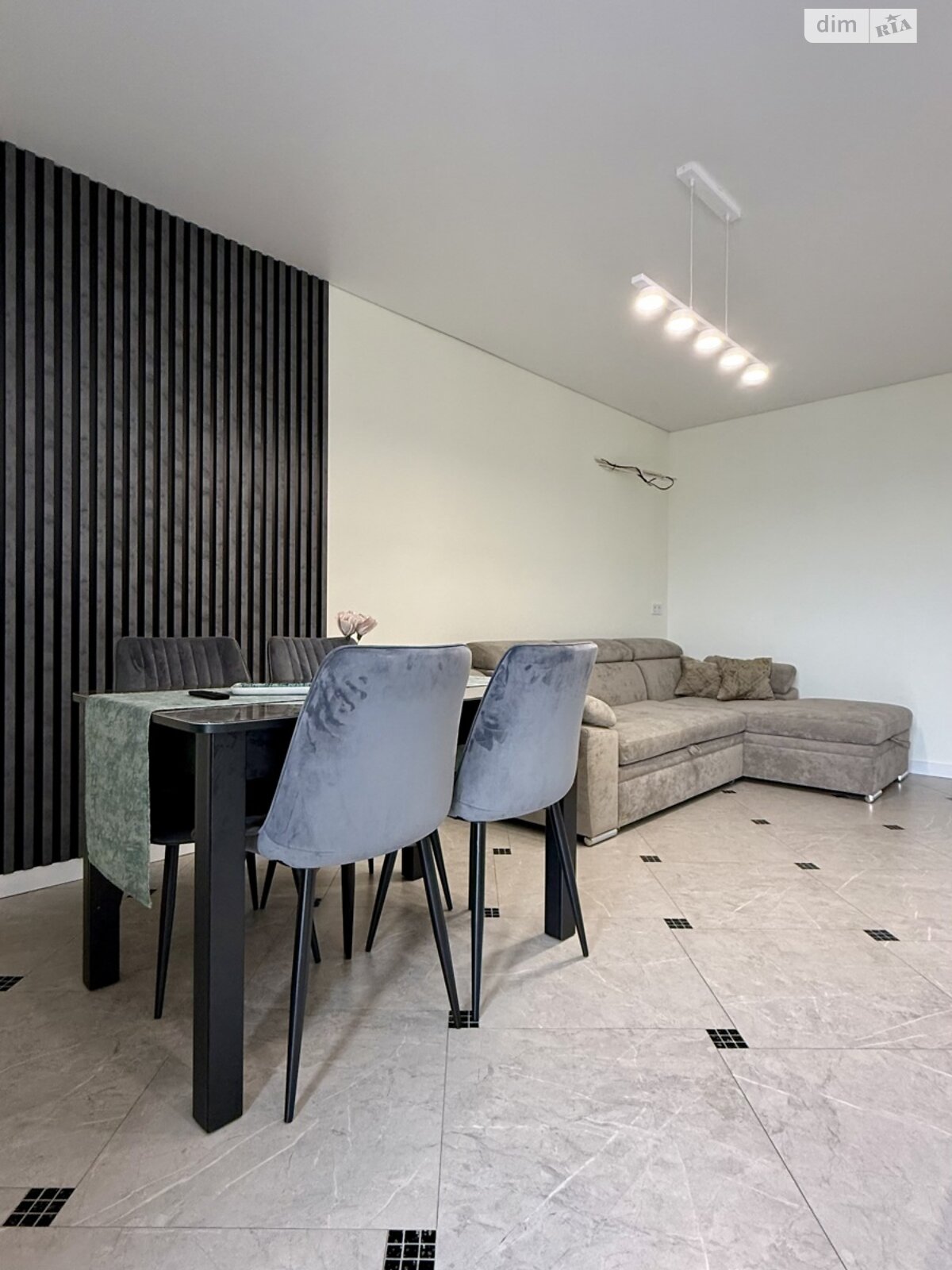 Продажа однокомнатной квартиры в Ровно, на ул. Соловьиная 19, кв. 22, район Центр фото 1