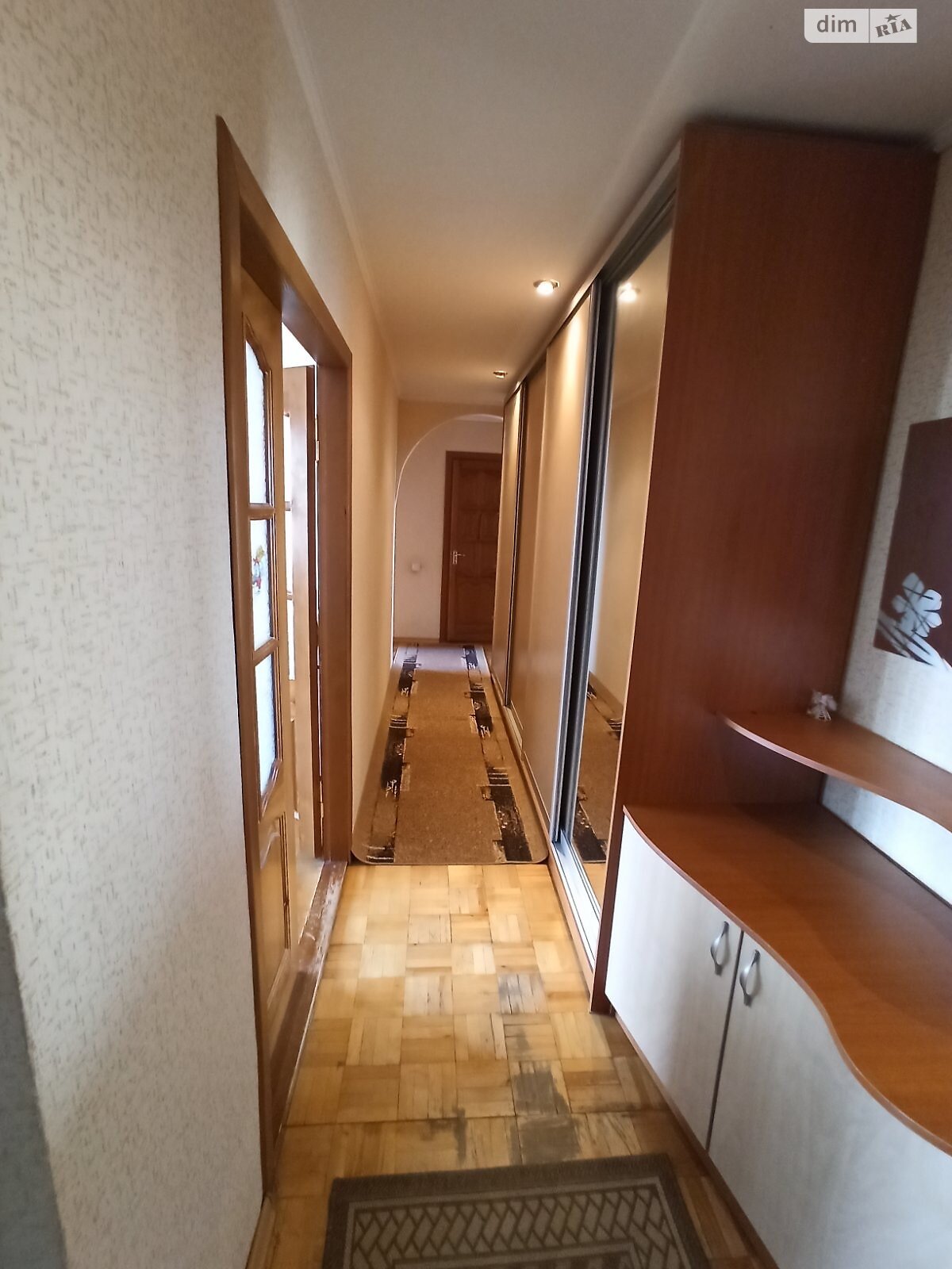 Продажа трехкомнатной квартиры в Ровно, на ул. Степана Бандеры 15А, район Центр фото 1