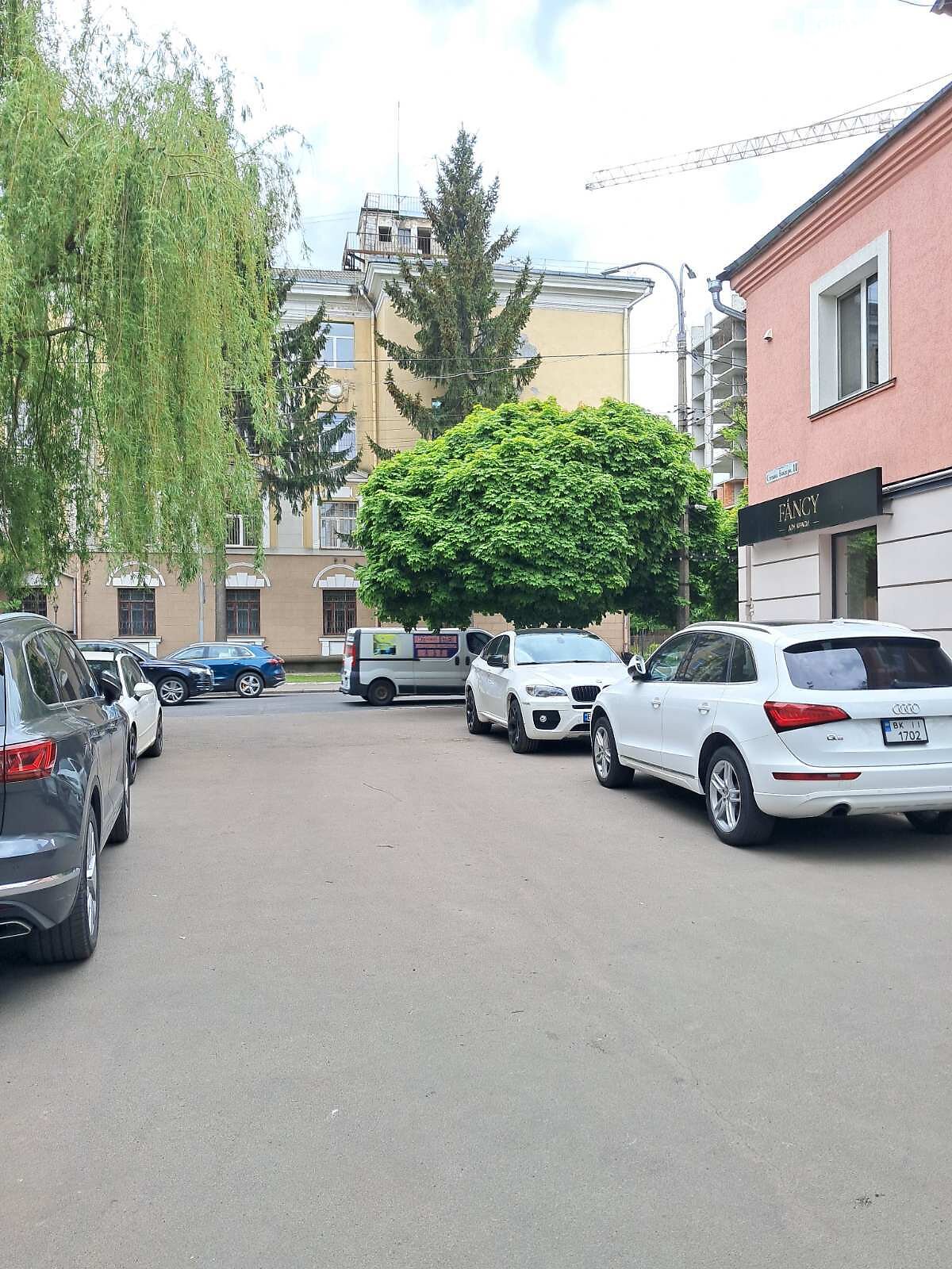 Продажа двухкомнатной квартиры в Ровно, на ул. Степана Бандеры 15, район Центр фото 1 Продажа двухкомнатной квартиры в Ровно, на ул. Степана Бандеры 15, район Центр фото 1