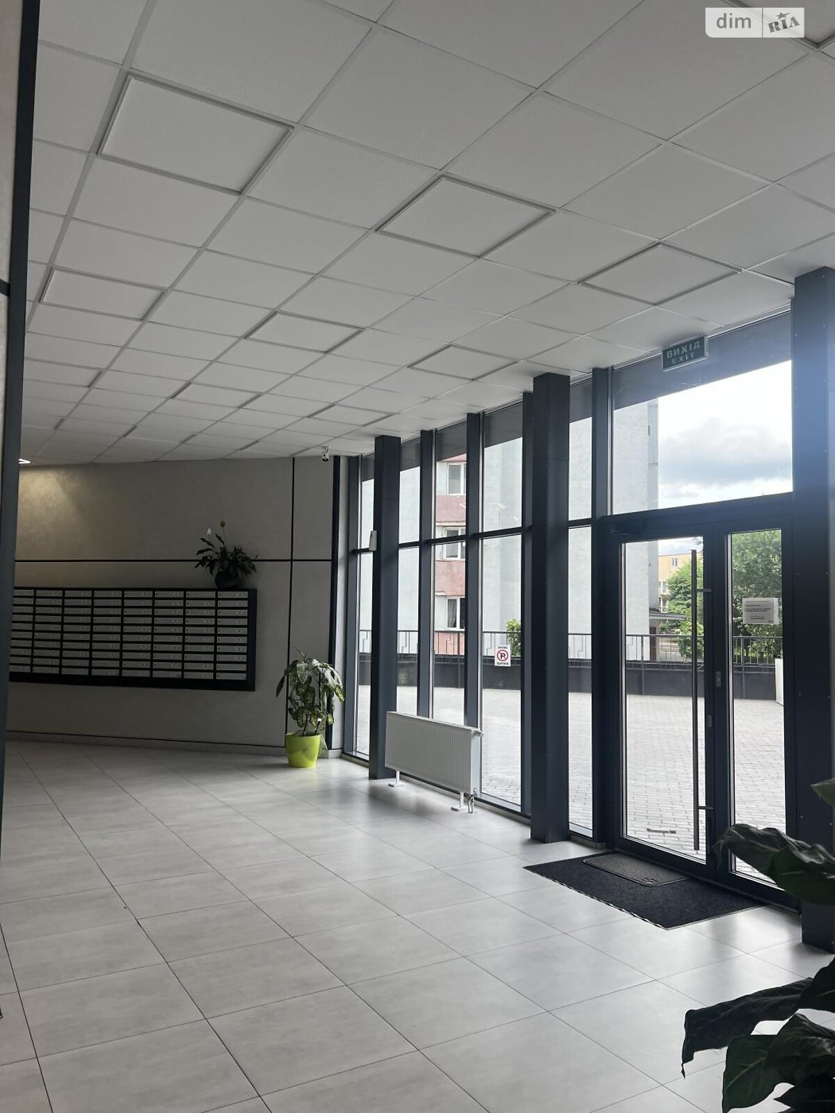 Продаж однокімнатної квартири в Рівному, на вул. Степана Бандери, район Центр фото 1 Продаж однокімнатної квартири в Рівному, на вул. Степана Бандери, район Центр фото 1
