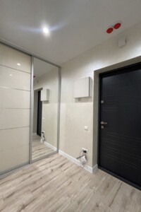 Продажа однокомнатной квартиры в Ровно, на ул. Степана Бандеры 1Е, район Центр фото 2