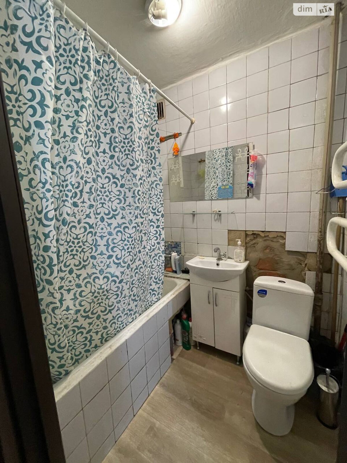 Продаж двокімнатної квартири в Рівному, на вул. Степана Бандери 42, район Центр фото 1