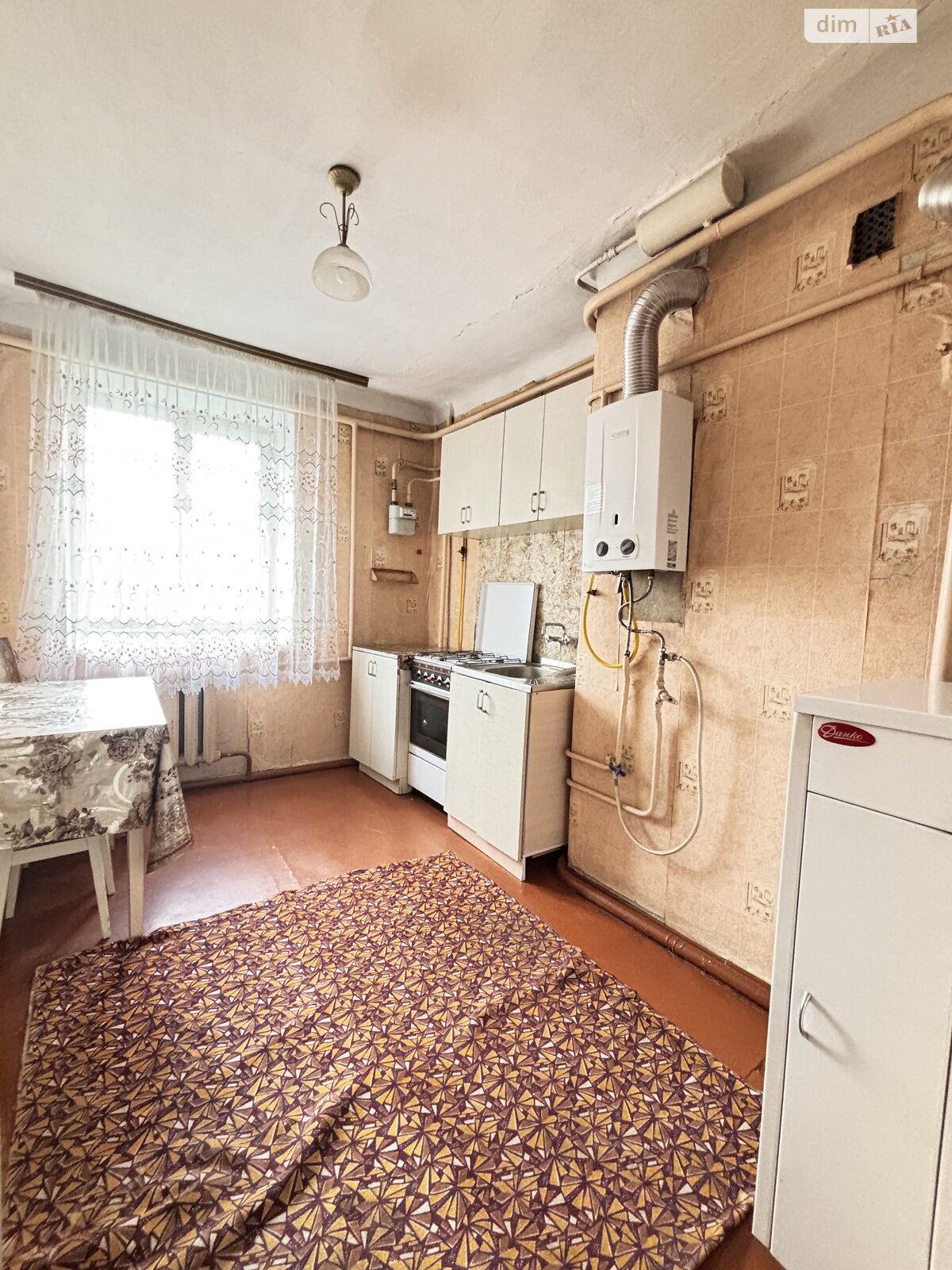 Продаж однокімнатної квартири в Рівному, на вул. Театральна, район Центр фото 1 Продаж однокімнатної квартири в Рівному, на вул. Театральна, район Центр фото 1