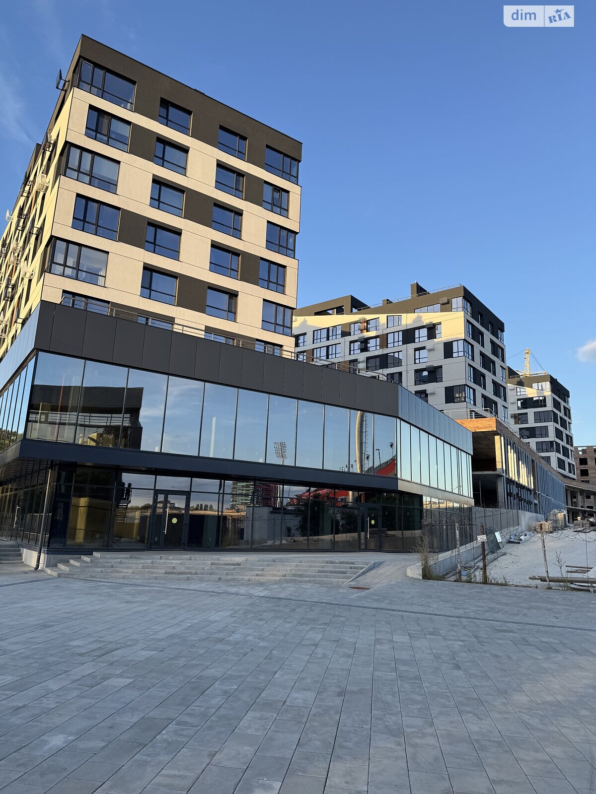 Продажа однокомнатной квартиры в Ровно, на ул. Замковая 34А, район Центр фото 1