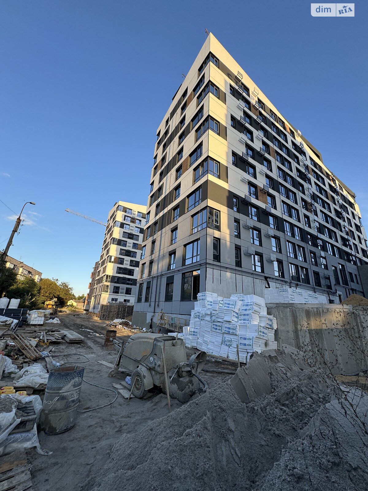 Продажа однокомнатной квартиры в Ровно, на ул. Замковая 34А, район Центр фото 1