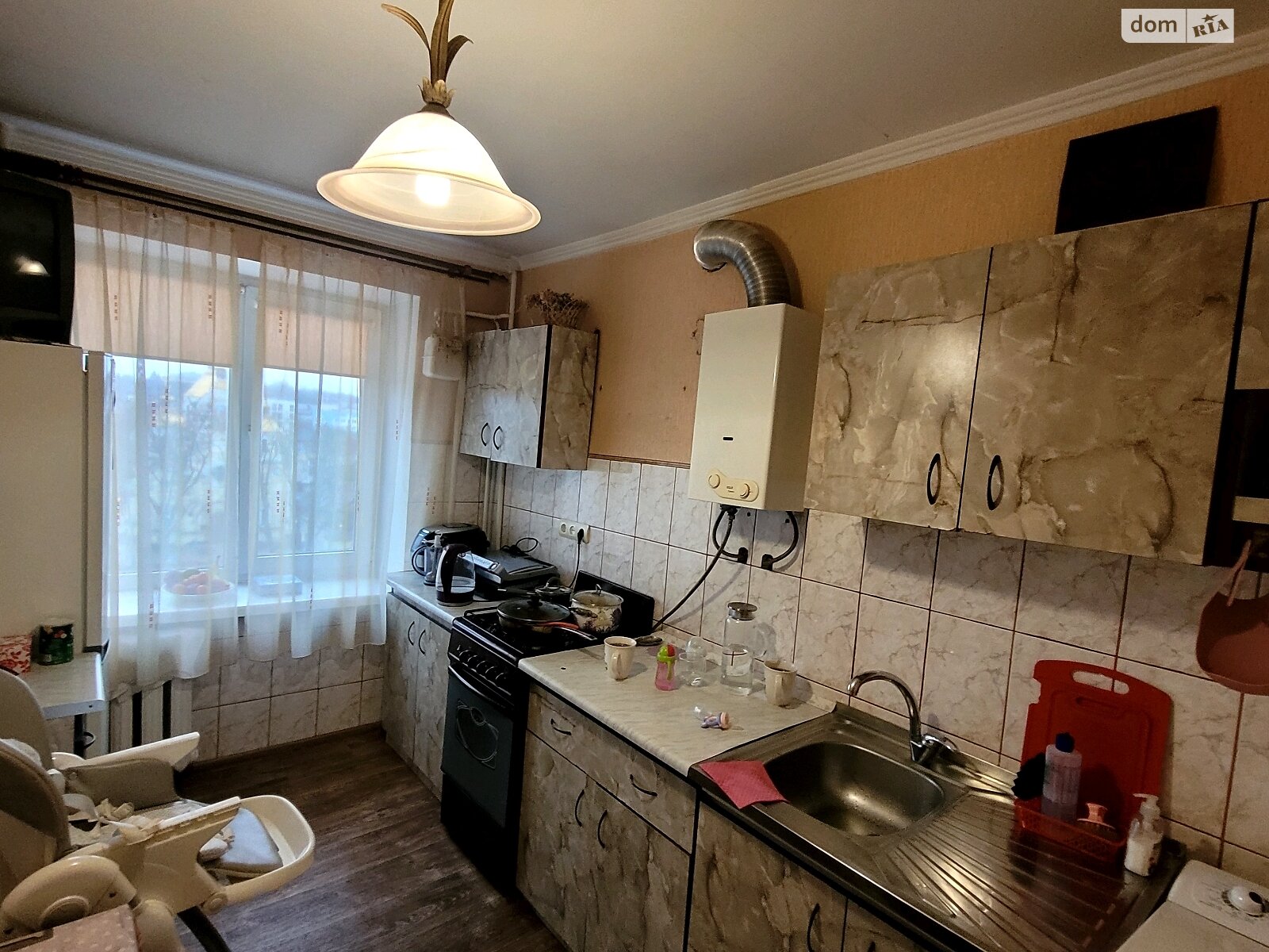 Продажа трехкомнатной квартиры в Ровно, на ул. Александра Борисенко, район Центр фото 1