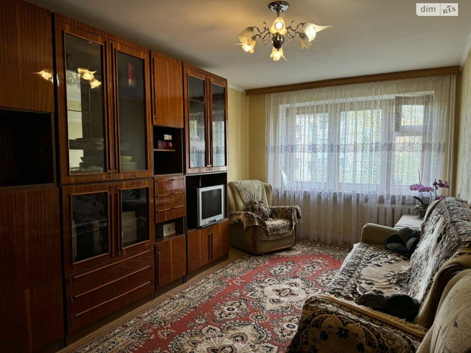 Продажа трехкомнатной квартиры в Ровно, на ул. Видинская, район Видинская фото 1