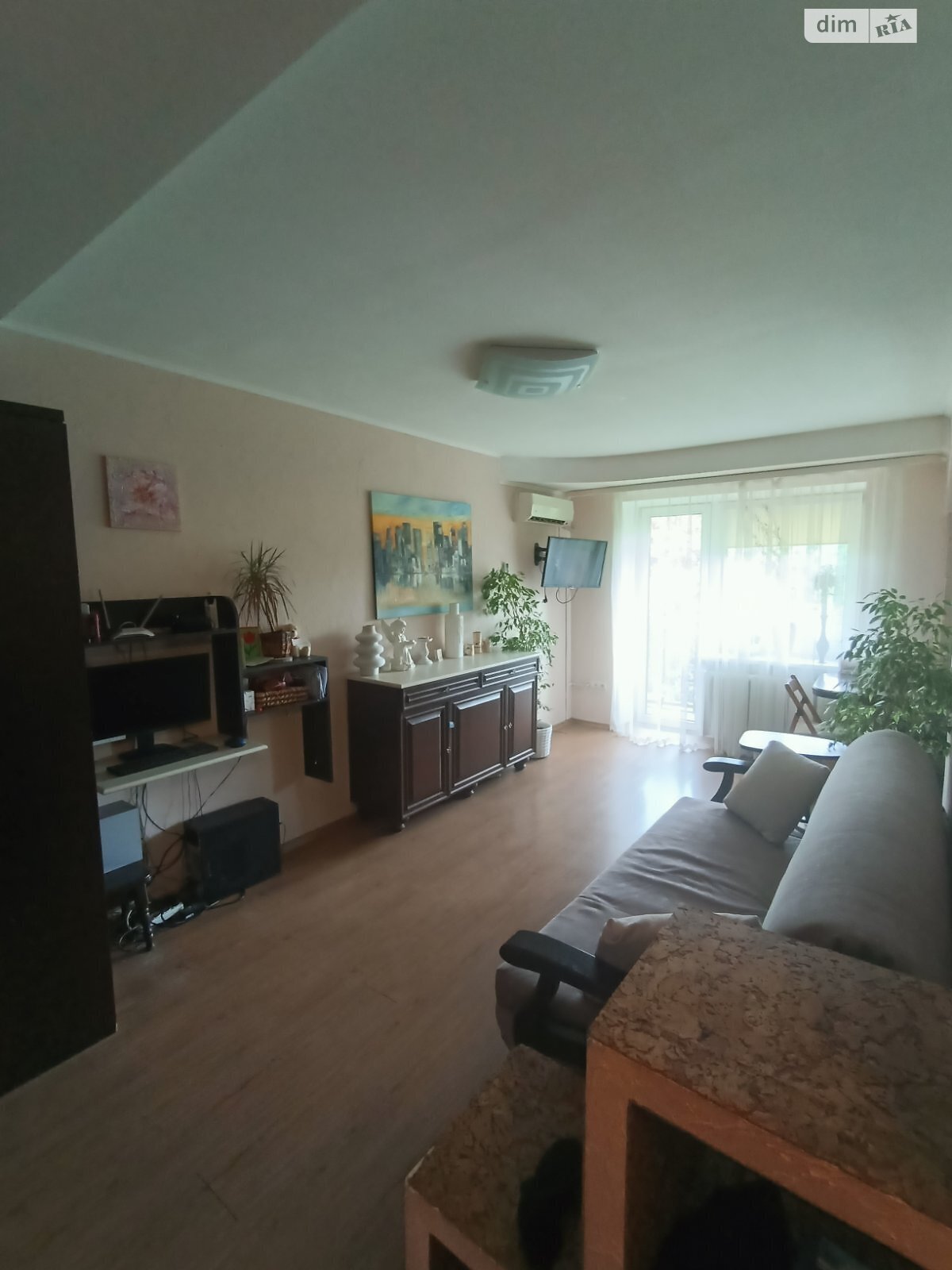 Продаж двокімнатної квартири в Рівному, на вул. Відінська 38, фото 1 Продаж двокімнатної квартири в Рівному, на вул. Відінська 38, фото 1