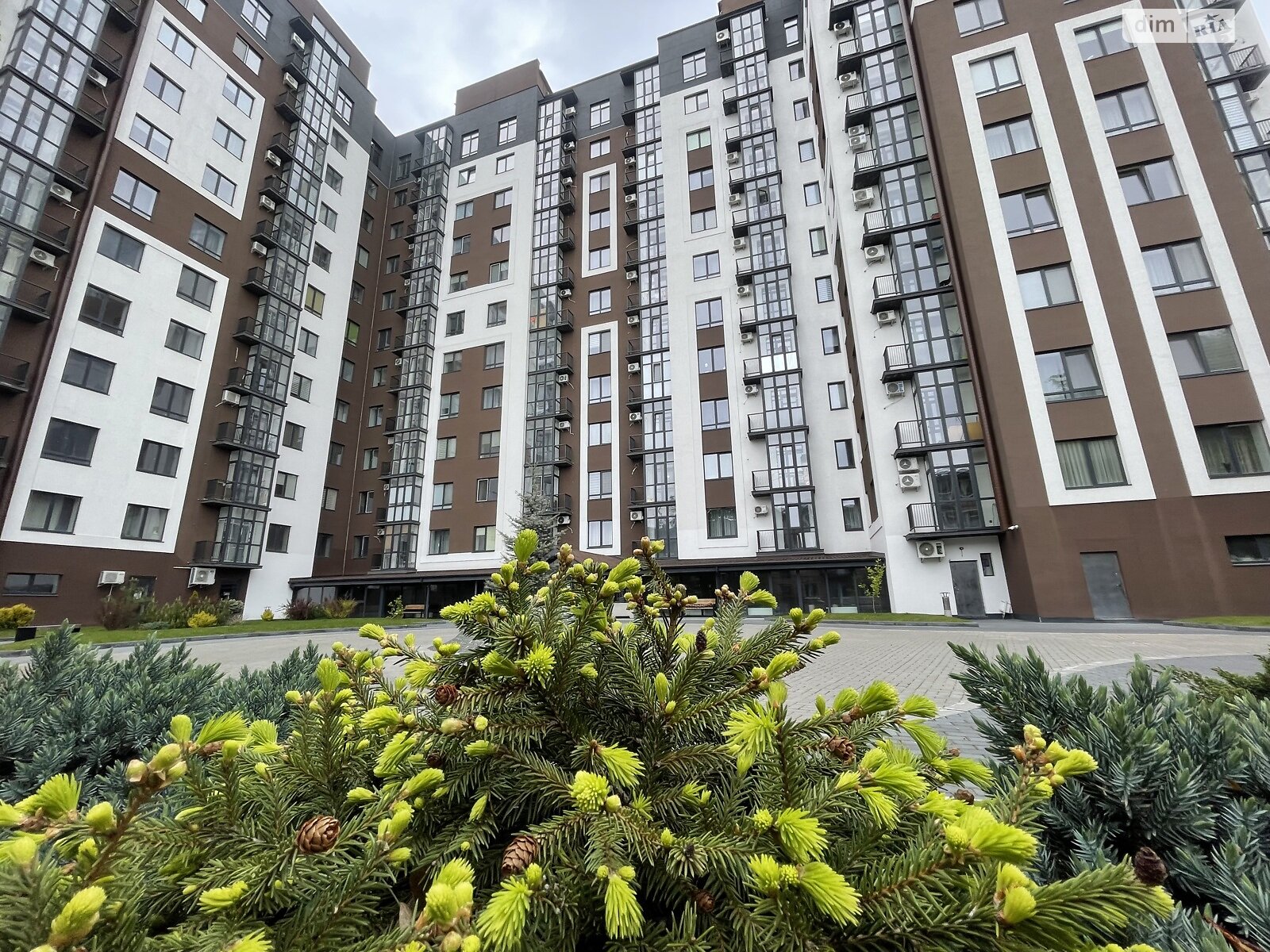 Продажа трехкомнатной квартиры в Ровно, на ул. Мазепы Гетьмана 3, фото 1