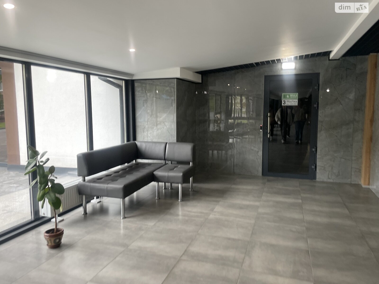 Продажа трехкомнатной квартиры в Ровно, на ул. Мазепы Гетьмана 3, фото 1 Продажа трехкомнатной квартиры в Ровно, на ул. Мазепы Гетьмана 3, фото 1