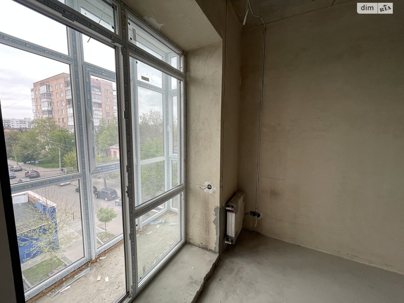 Продажа трехкомнатной квартиры в Ровно, на ул. Мазепы Гетьмана 3, фото 1