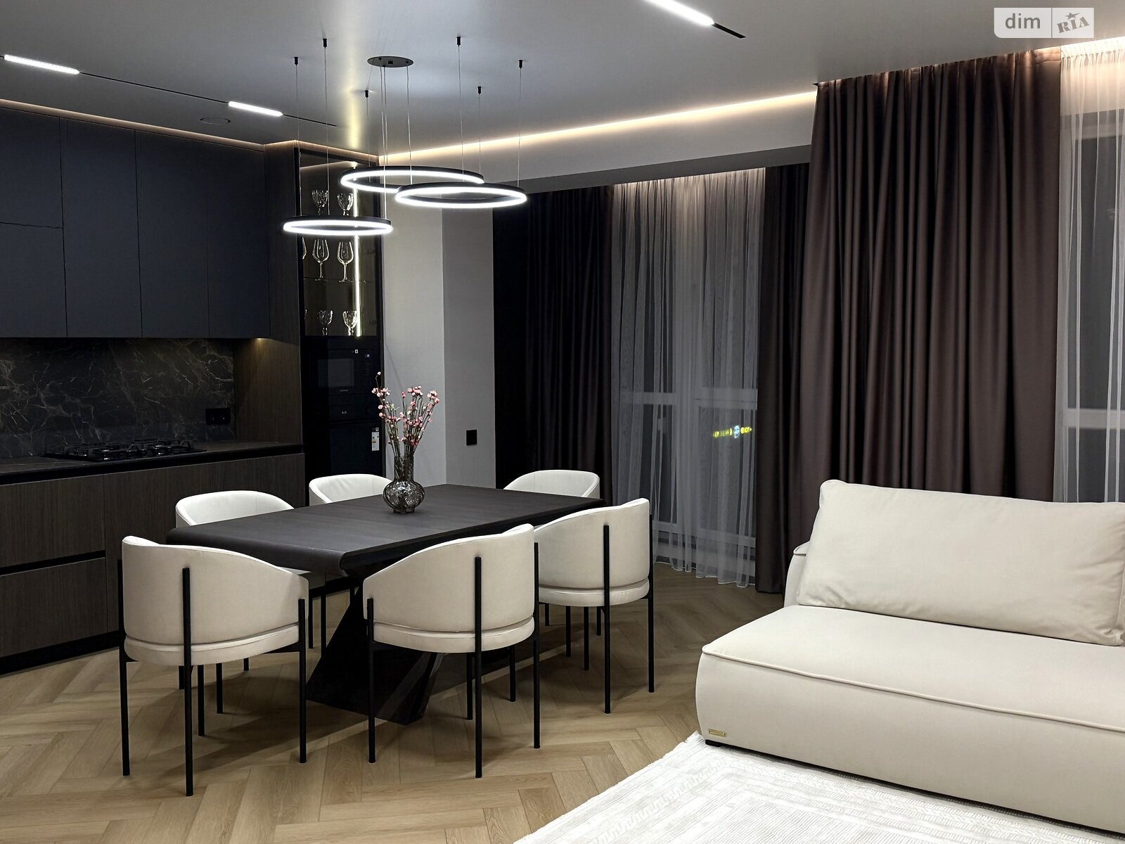 Продажа трехкомнатной квартиры в Ровно, на ул. Черновола Вячеслава 91Ф, район Южный фото 1 Продажа трехкомнатной квартиры в Ровно, на ул. Черновола Вячеслава 91Ф, район Южный фото 1