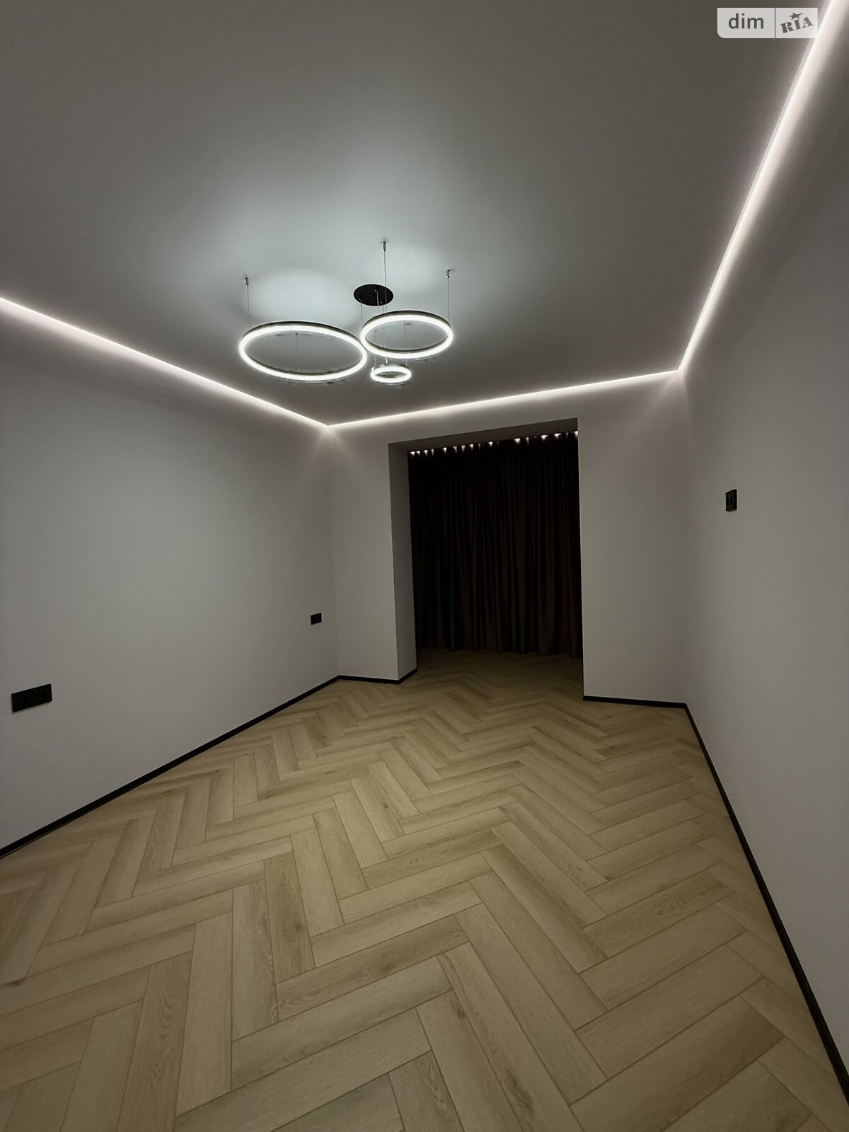 Продажа трехкомнатной квартиры в Ровно, на ул. Черновола Вячеслава 91Ф, район Южный фото 1 Продажа трехкомнатной квартиры в Ровно, на ул. Черновола Вячеслава 91Ф, район Южный фото 1