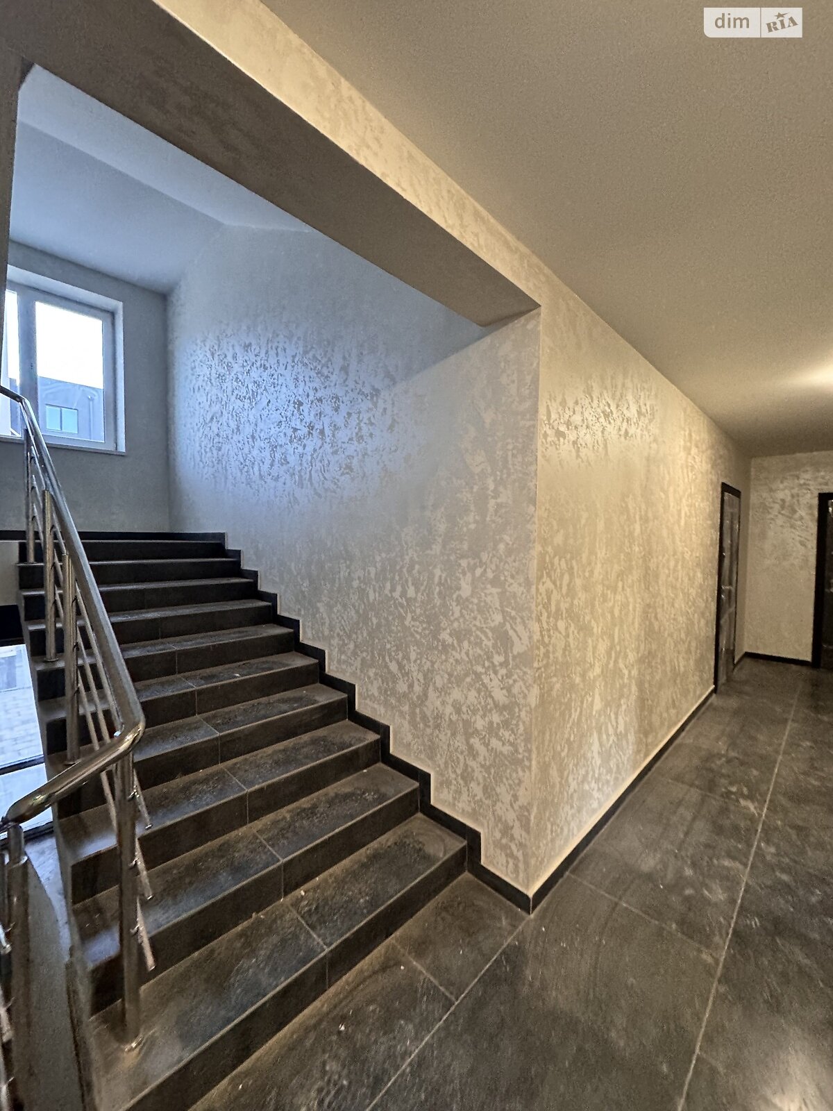 Продажа однокомнатной квартиры в Ровно, на ул. Николая Боголюбова 2, район Южный фото 1 Продажа однокомнатной квартиры в Ровно, на ул. Николая Боголюбова 2, район Южный фото 1