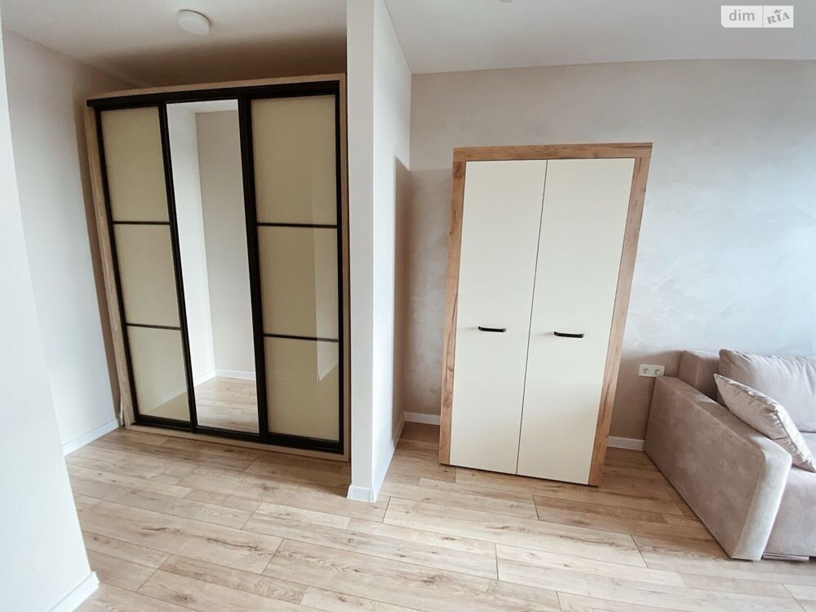 Продаж двокімнатної квартири в Рівному, на вул. Миколи Боголюбова 5, кв. 96, район Південний фото 1 Продаж двокімнатної квартири в Рівному, на вул. Миколи Боголюбова 5, кв. 96, район Південний фото 1