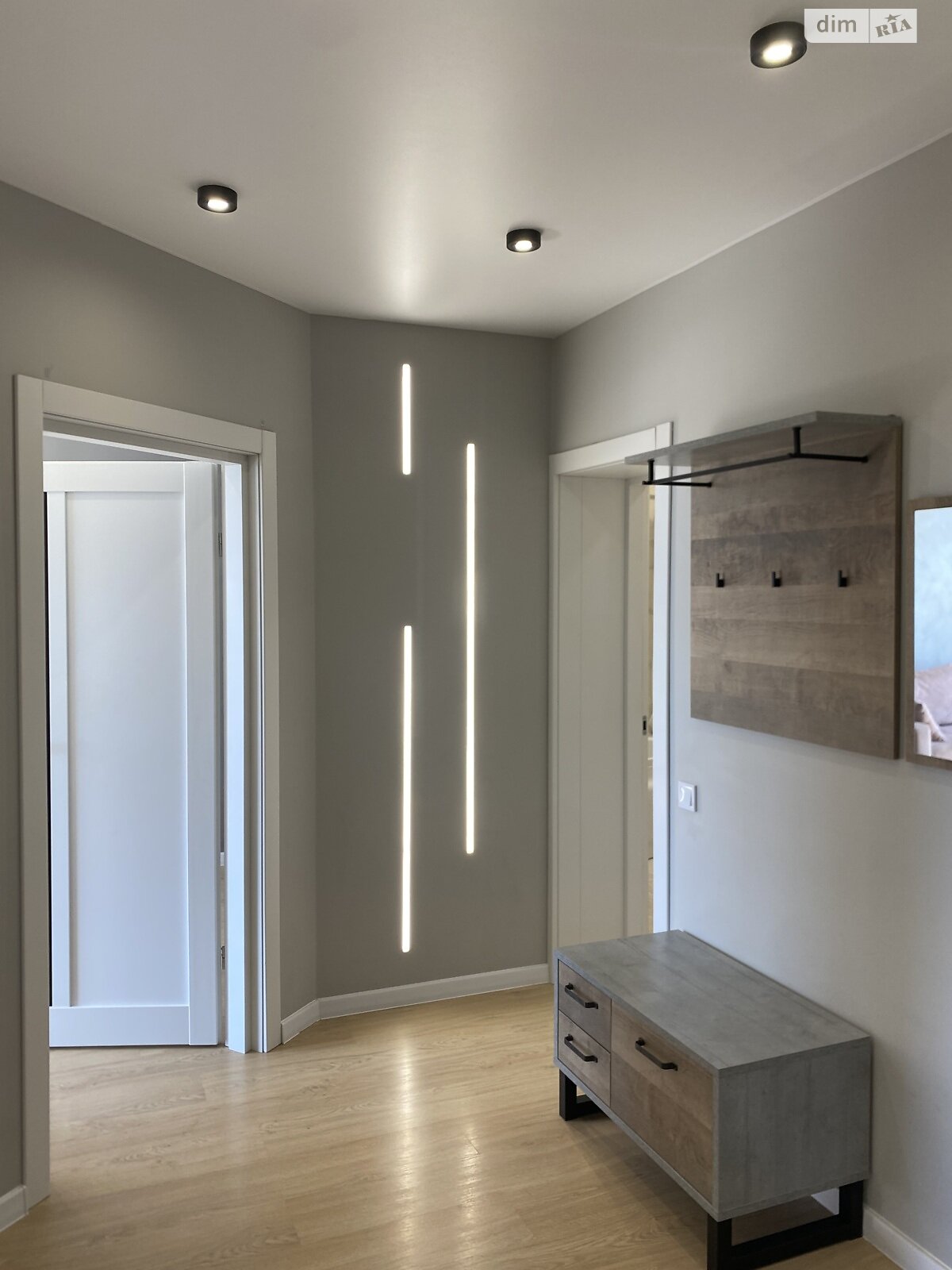 Продажа двухкомнатной квартиры в Ровно, на ул. Николая Боголюбова 5, кв. 57, район Южный фото 1 Продажа двухкомнатной квартиры в Ровно, на ул. Николая Боголюбова 5, кв. 57, район Южный фото 1