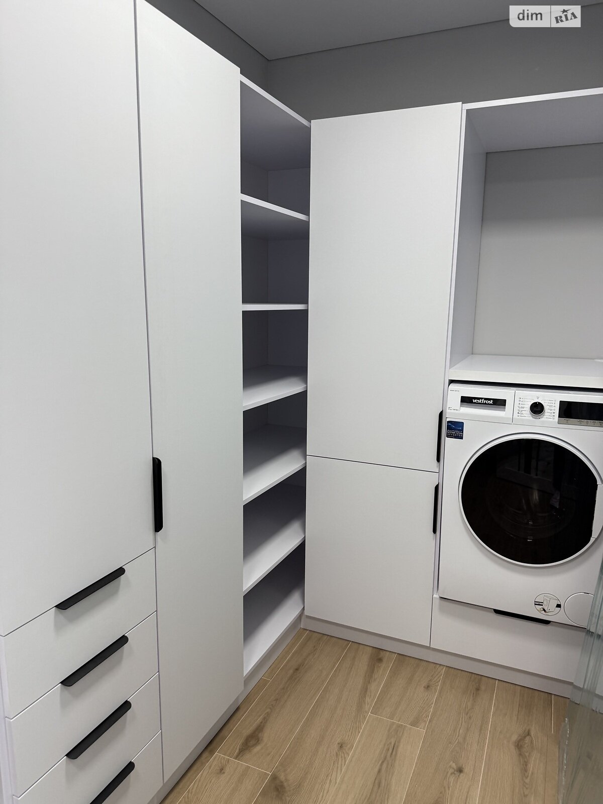 Продажа однокомнатной квартиры в Ровно, на ул. Николая Боголюбова 1Л, район Южный фото 1