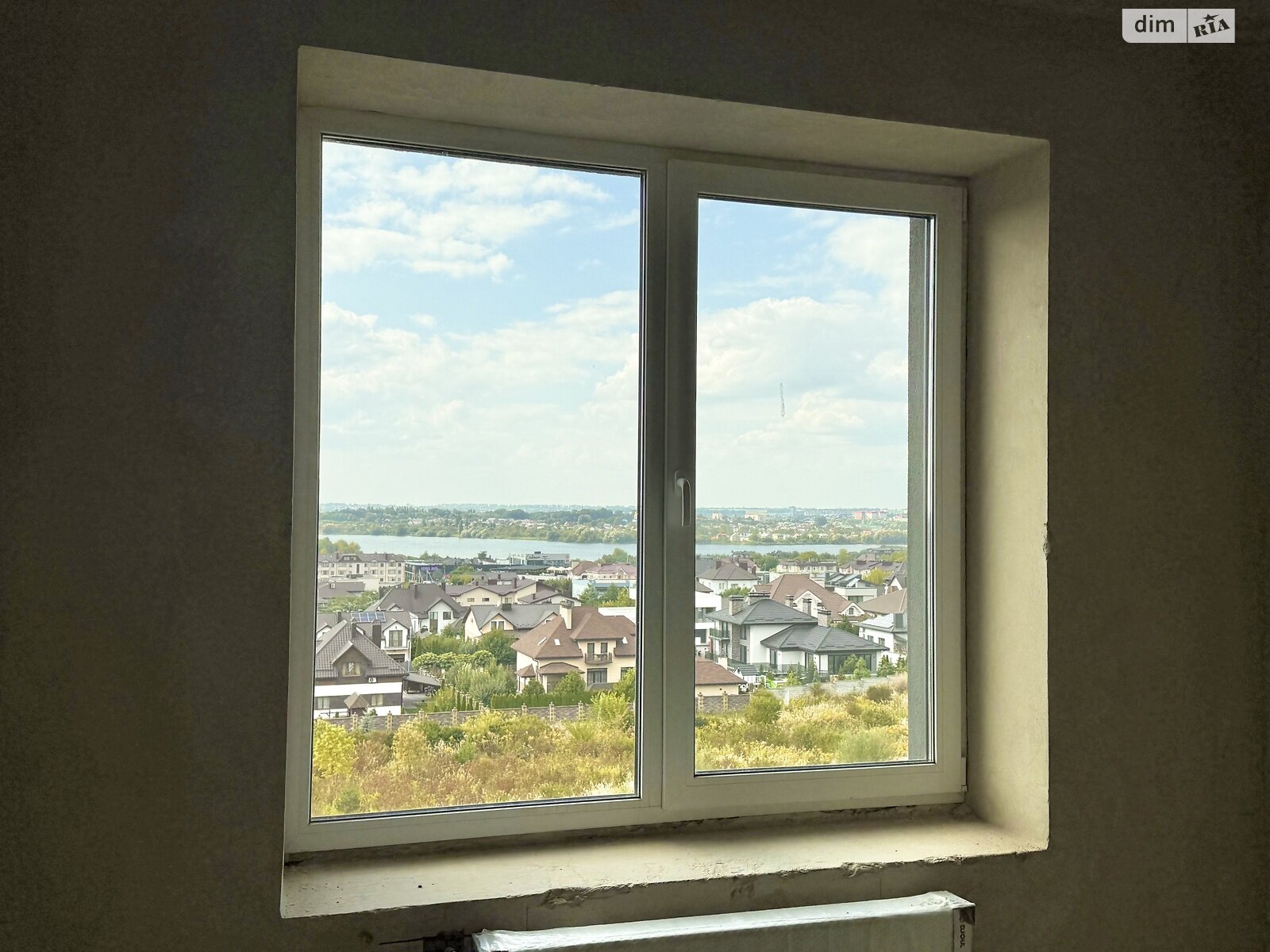 Продажа трехкомнатной квартиры в Ровно, на ул. Николая Боголюбова 3, район Южный фото 1 Продажа трехкомнатной квартиры в Ровно, на ул. Николая Боголюбова 3, район Южный фото 1