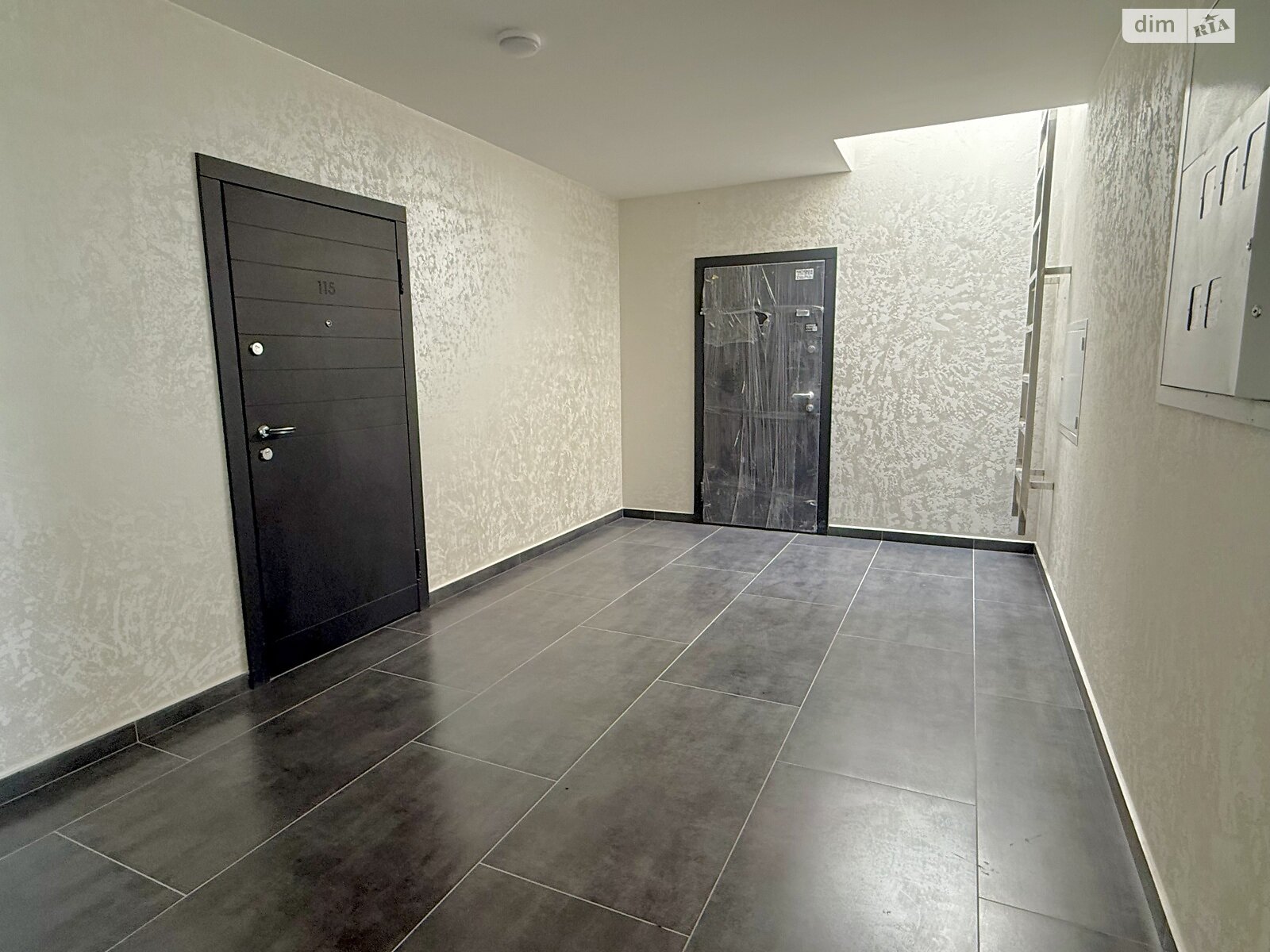 Продажа трехкомнатной квартиры в Ровно, на ул. Николая Боголюбова 3, район Южный фото 1 Продажа трехкомнатной квартиры в Ровно, на ул. Николая Боголюбова 3, район Южный фото 1