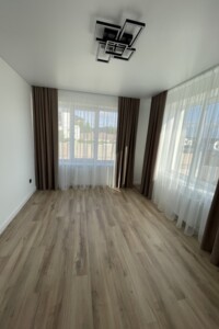 Продажа двухкомнатной квартиры в Ровно, на ул. Николая Боголюбова, район Счастливое фото 2