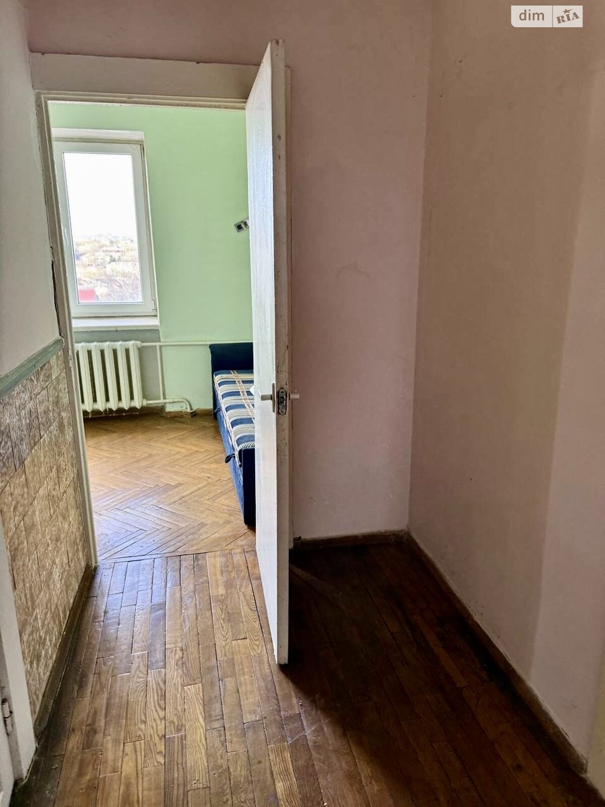 Продаж трикімнатної квартири в Рівному, на вул. Миколи Карнаухова 41, район Південний фото 1 Продаж трикімнатної квартири в Рівному, на вул. Миколи Карнаухова 41, район Південний фото 1