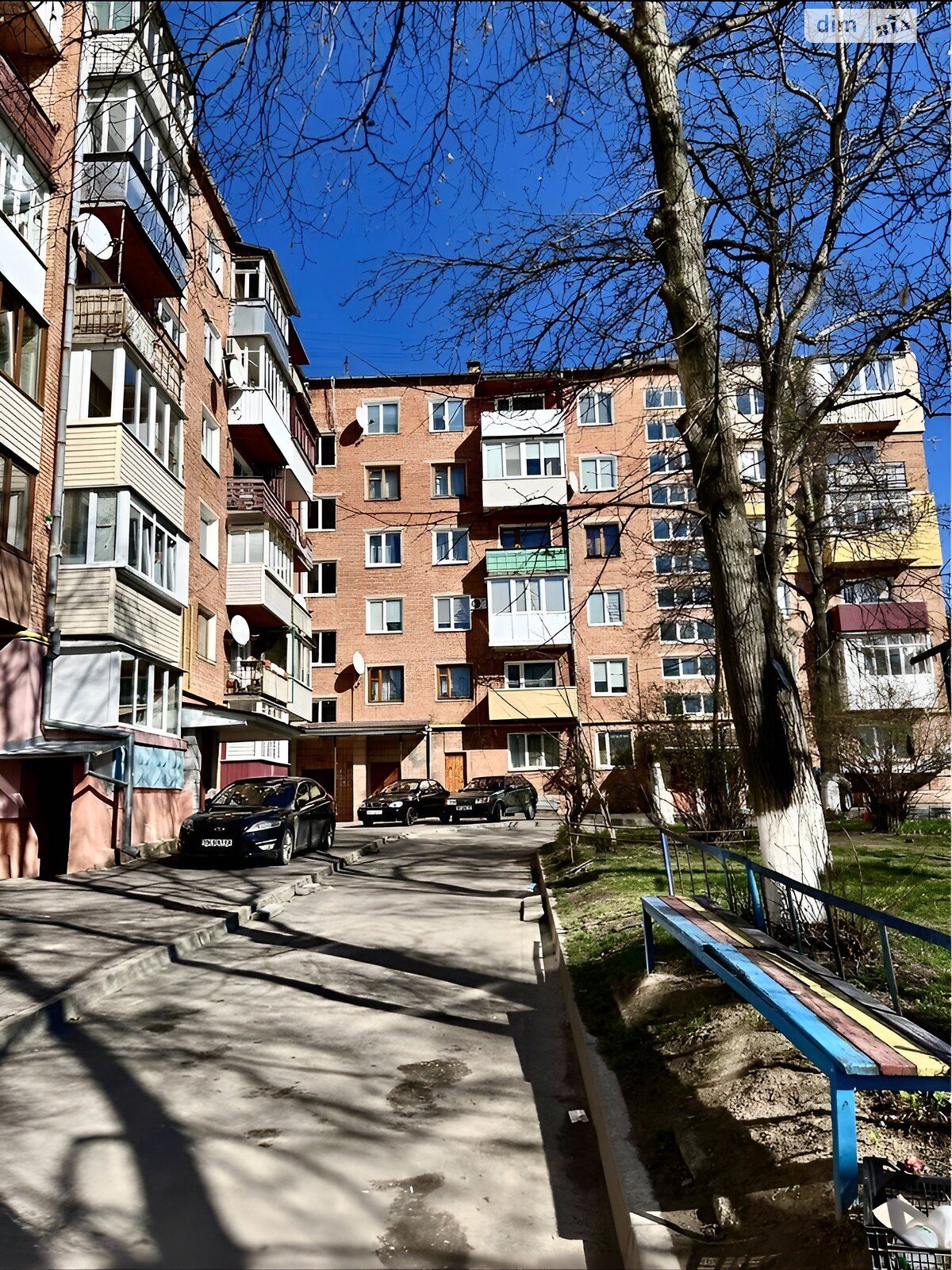 Продаж трикімнатної квартири в Рівному, на вул. Миколи Карнаухова 41, район Південний фото 1 Продаж трикімнатної квартири в Рівному, на вул. Миколи Карнаухова 41, район Південний фото 1