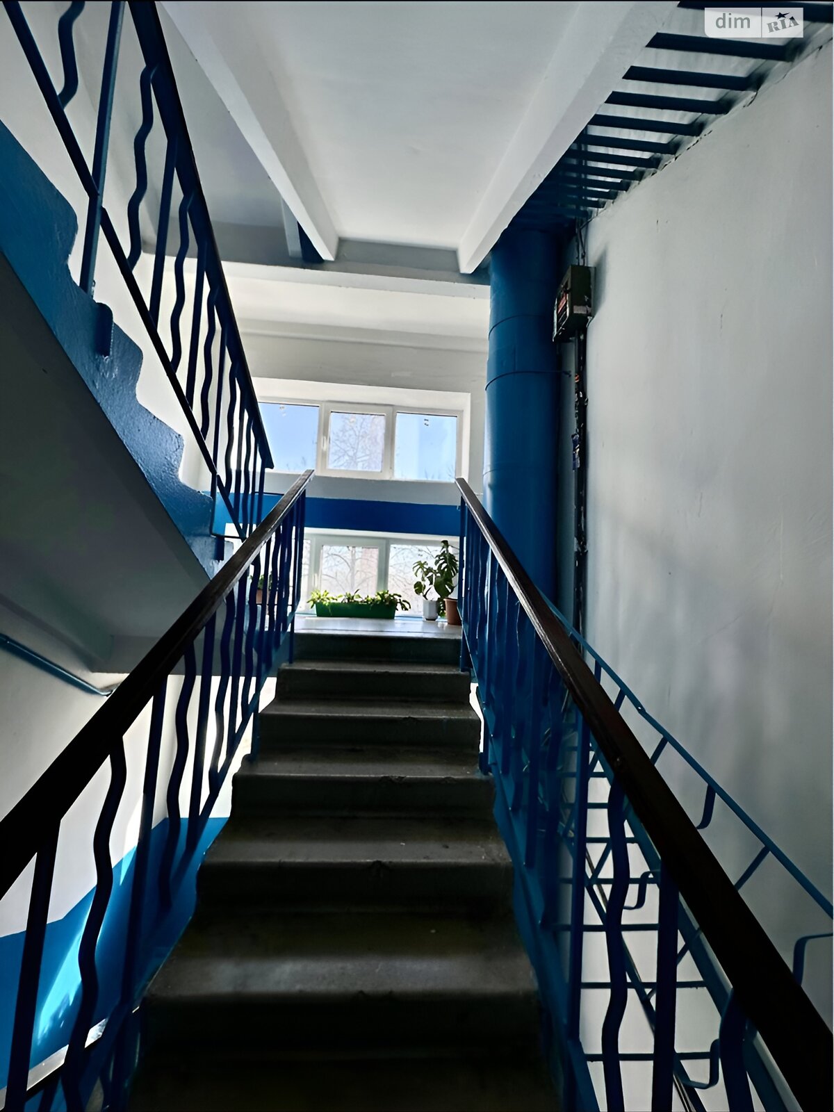 Продаж трикімнатної квартири в Рівному, на вул. Миколи Карнаухова 41, район Південний фото 1 Продаж трикімнатної квартири в Рівному, на вул. Миколи Карнаухова 41, район Південний фото 1