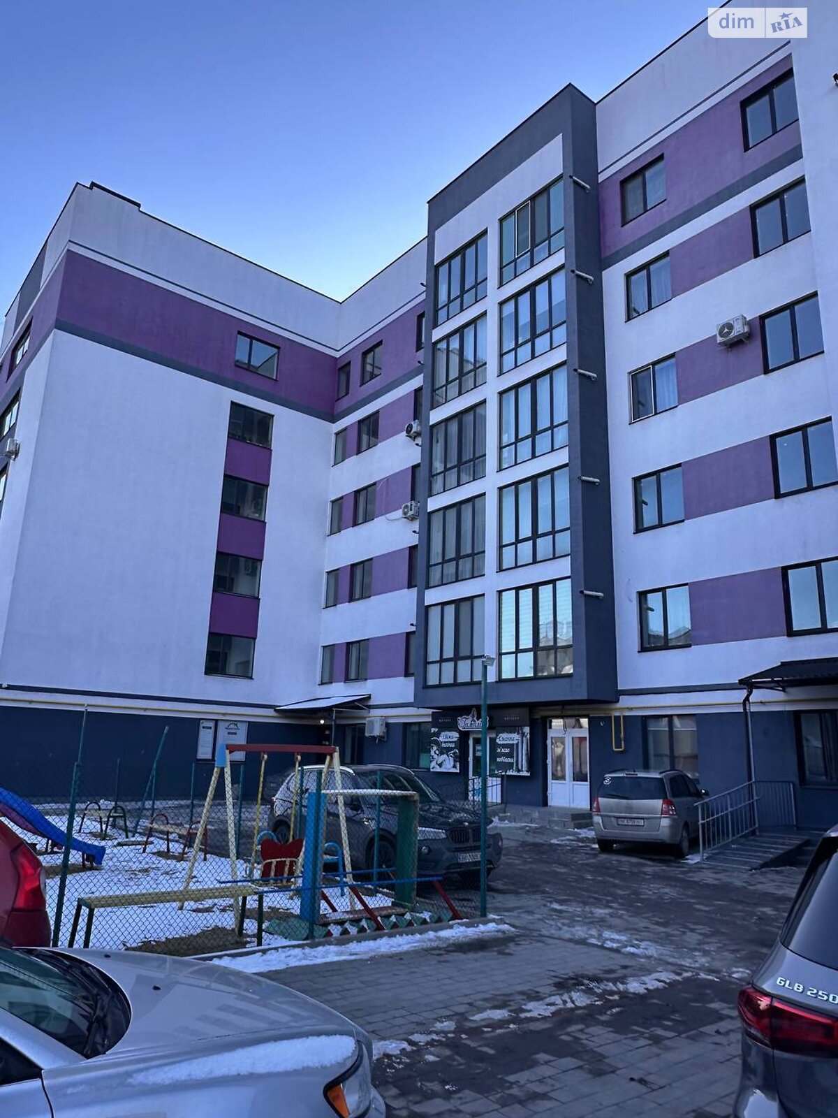 Продаж однокімнатної квартири в Рівному, на вул. Різдвяна, район Південний фото 1 Продаж однокімнатної квартири в Рівному, на вул. Різдвяна, район Південний фото 1