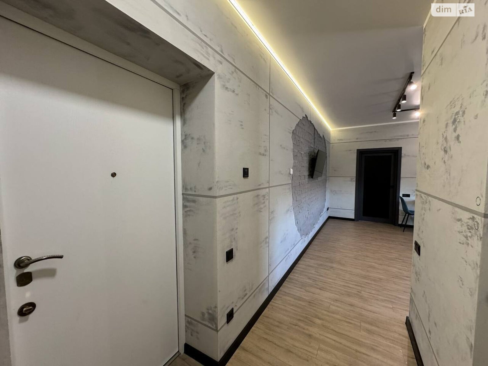 Продаж однокімнатної квартири в Рівному, на вул. Спаська, район Південний фото 1 Продаж однокімнатної квартири в Рівному, на вул. Спаська, район Південний фото 1