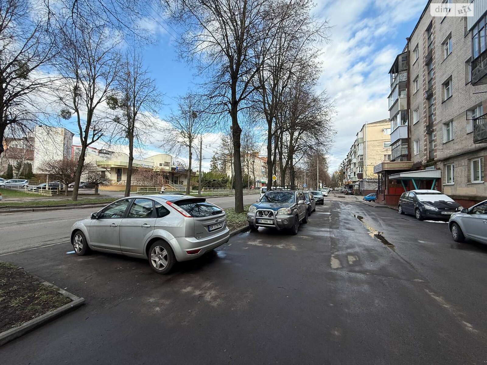 Продаж однокімнатної квартири в Рівному, на вул. Степана Бандери 54, район Південний фото 1 Продаж однокімнатної квартири в Рівному, на вул. Степана Бандери 54, район Південний фото 1