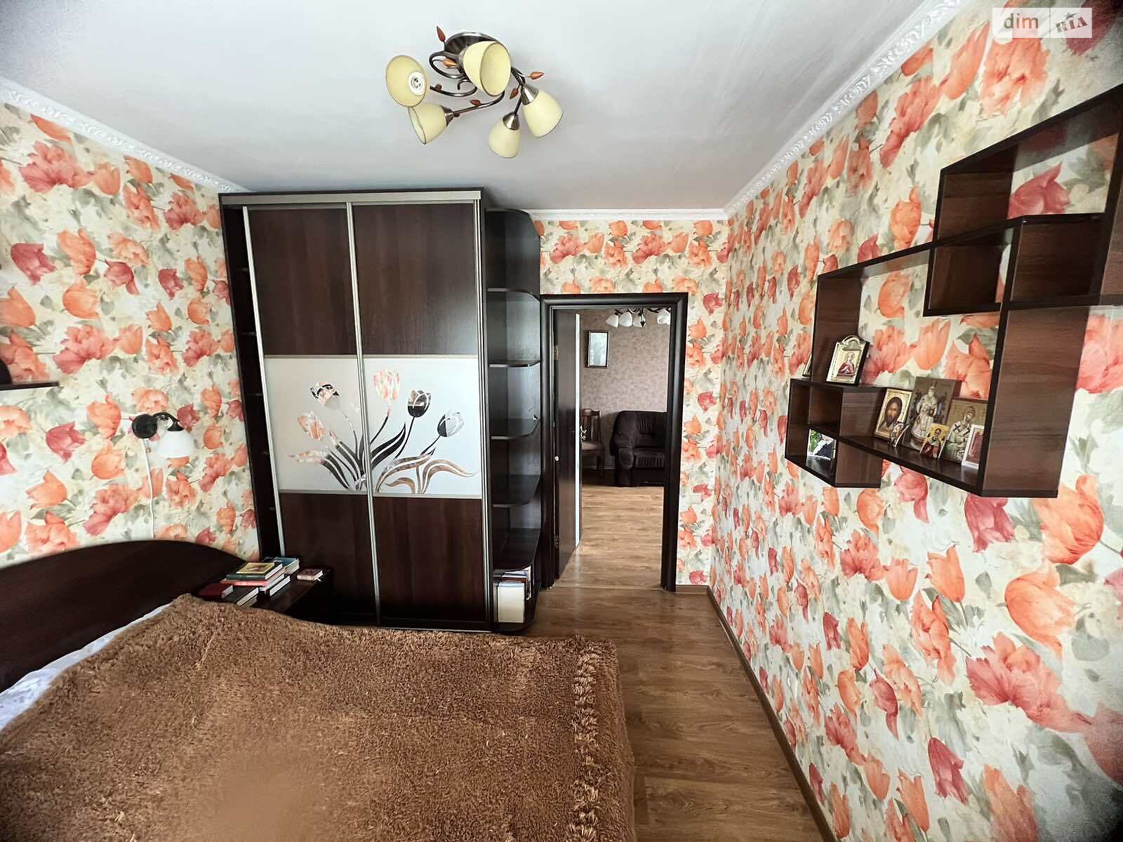 Продаж трикімнатної квартири в Рівному, на вул. Степана Бандери 60, район Південний фото 1 Продаж трикімнатної квартири в Рівному, на вул. Степана Бандери 60, район Південний фото 1