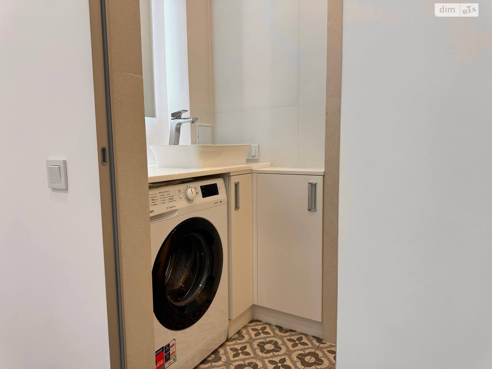 Продажа двухкомнатной квартиры в Ровно, на ул. Студенческая, район Южный фото 1 Продажа двухкомнатной квартиры в Ровно, на ул. Студенческая, район Южный фото 1