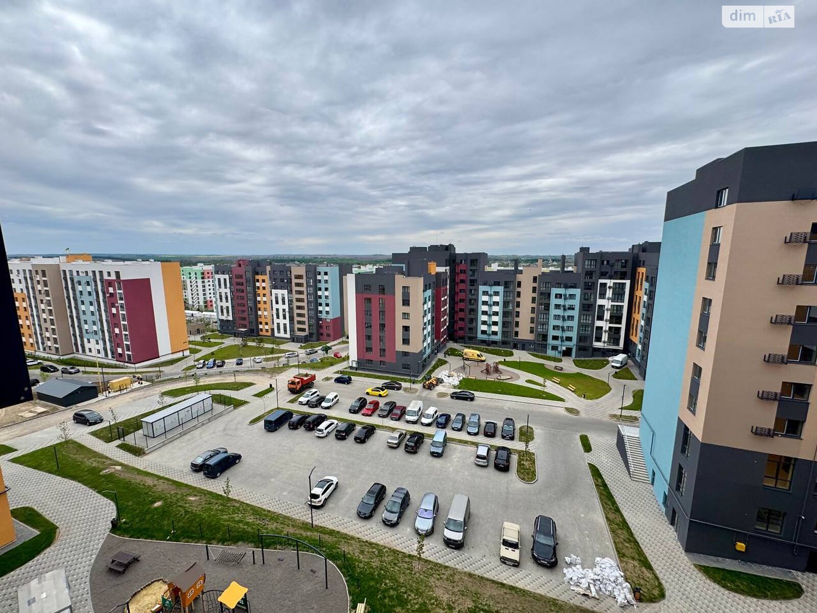 Продажа однокомнатной квартиры в Ровно, на ул. Студенческая 24, район Южный фото 1 Продажа однокомнатной квартиры в Ровно, на ул. Студенческая 24, район Южный фото 1
